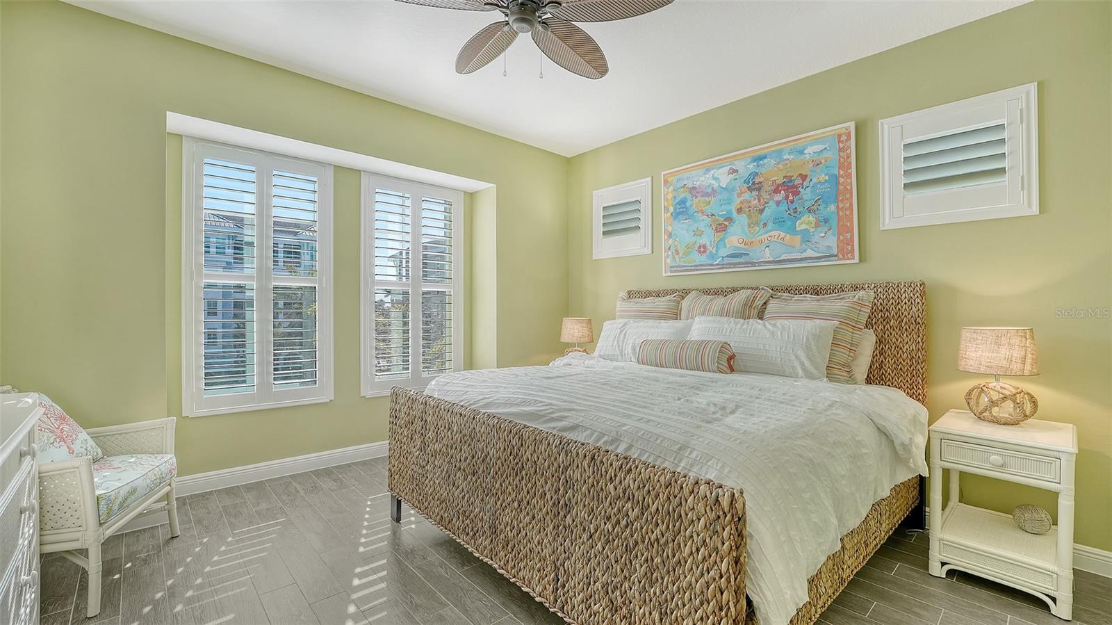 388 ARUBA CIR #201, BRADENTON, FL, 34209