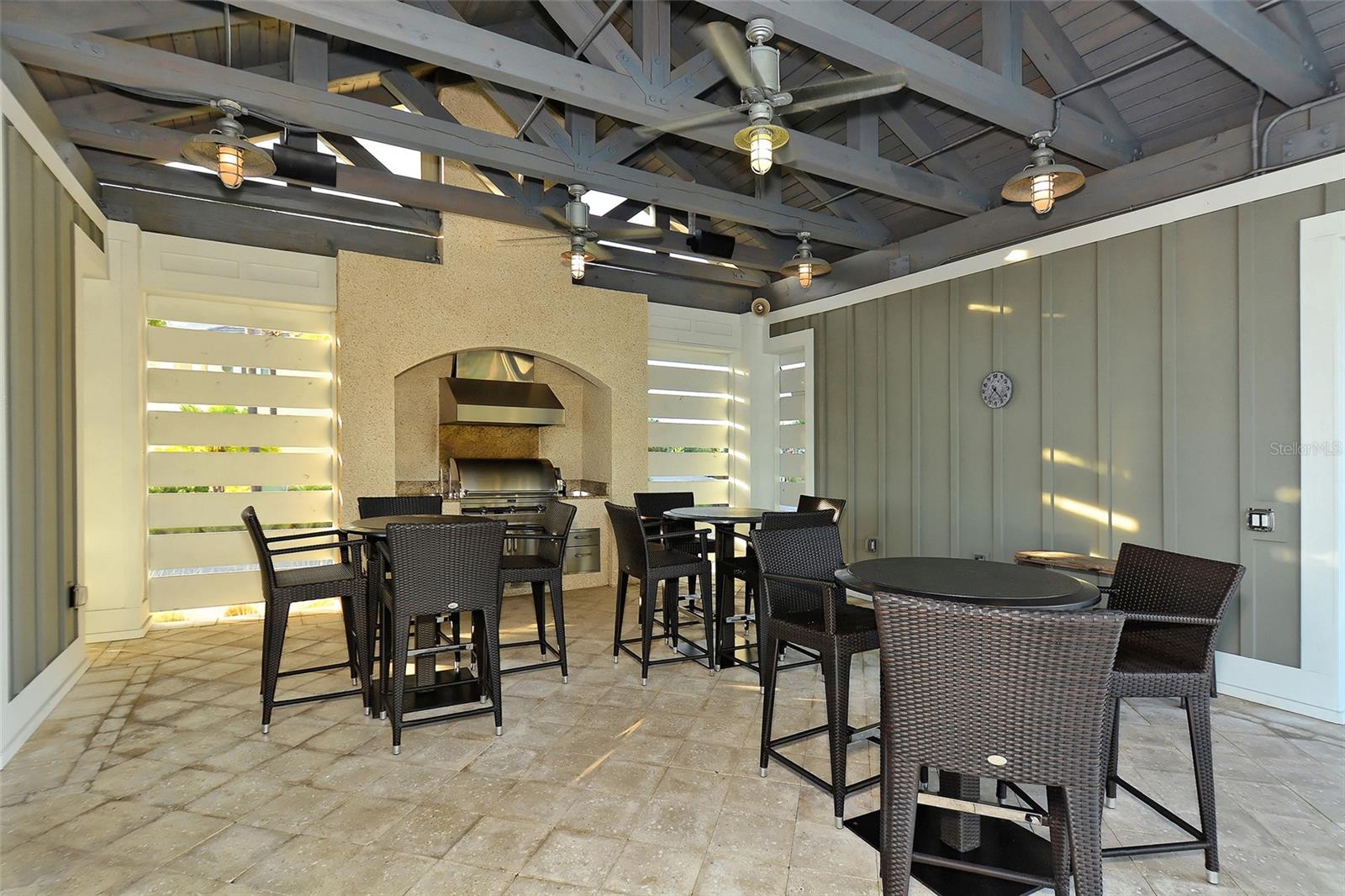 388 ARUBA CIR #201, BRADENTON, FL, 34209