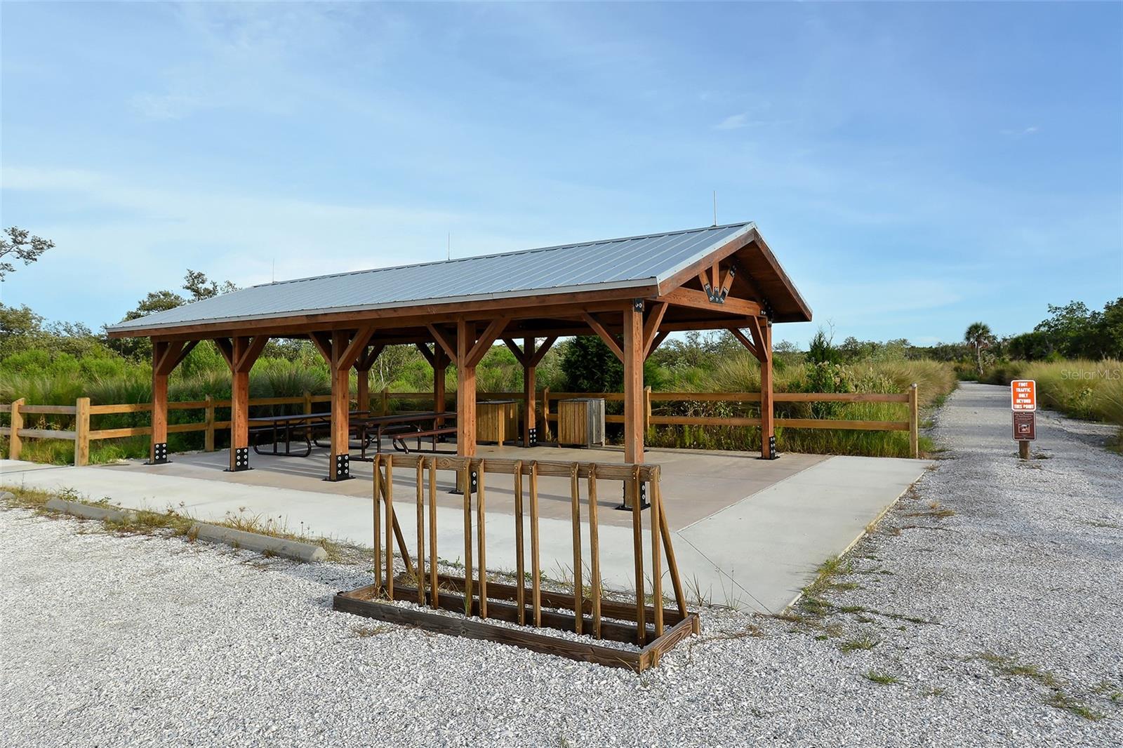 388 ARUBA CIR #201, BRADENTON, FL, 34209