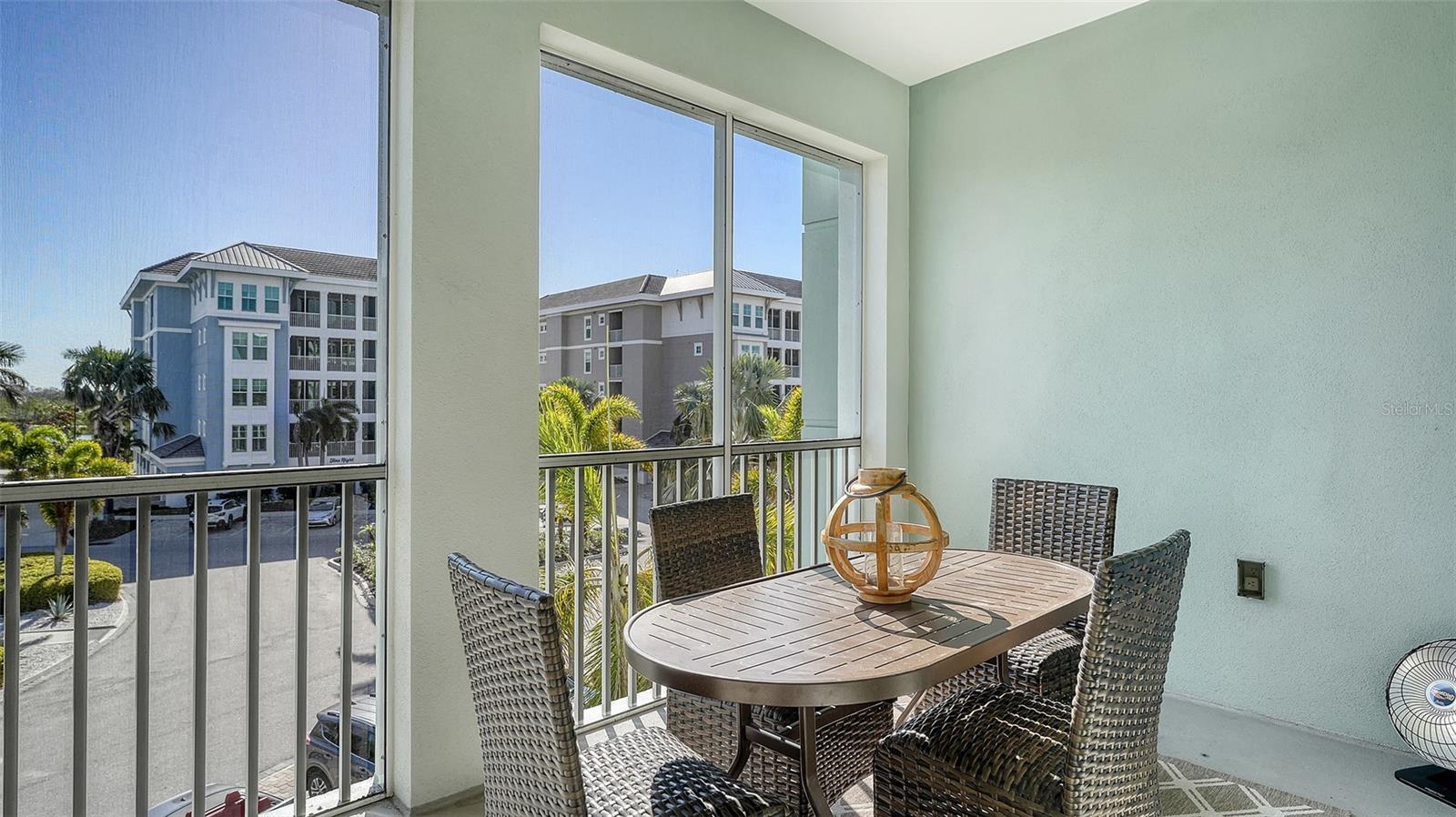 388 ARUBA CIR #201, BRADENTON, FL, 34209