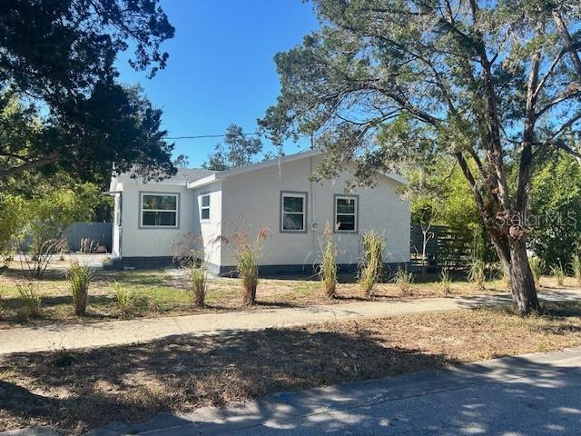 300 S HIGHLAND AVE, TARPON SPRINGS, FL, 34689