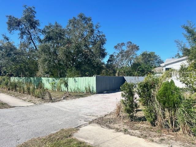 300 S HIGHLAND AVE, TARPON SPRINGS, FL, 34689