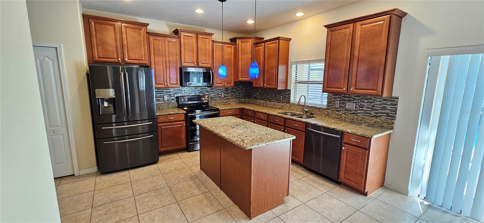 2890 SPRING BREEZE WAY, KISSIMMEE, FL, 34744