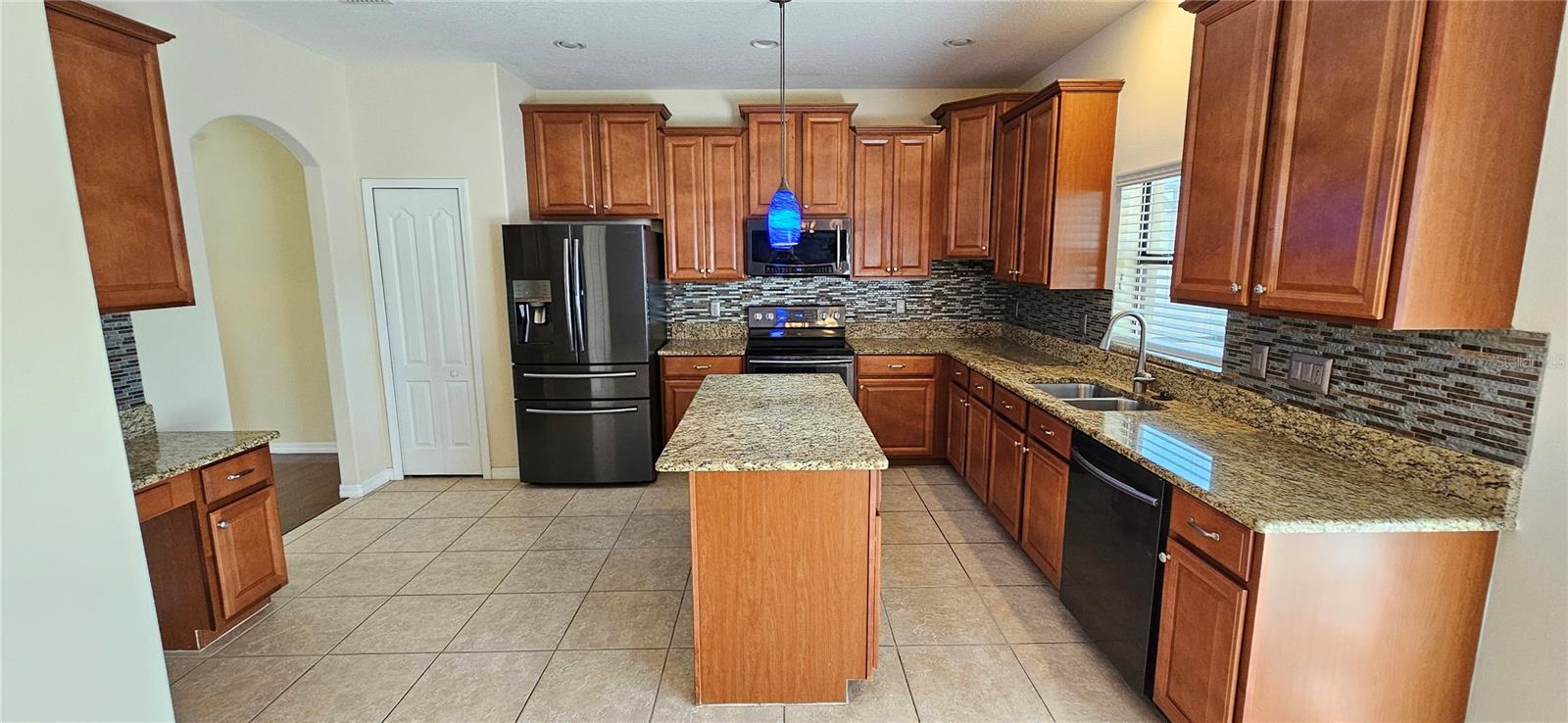 2890 SPRING BREEZE WAY, KISSIMMEE, FL, 34744
