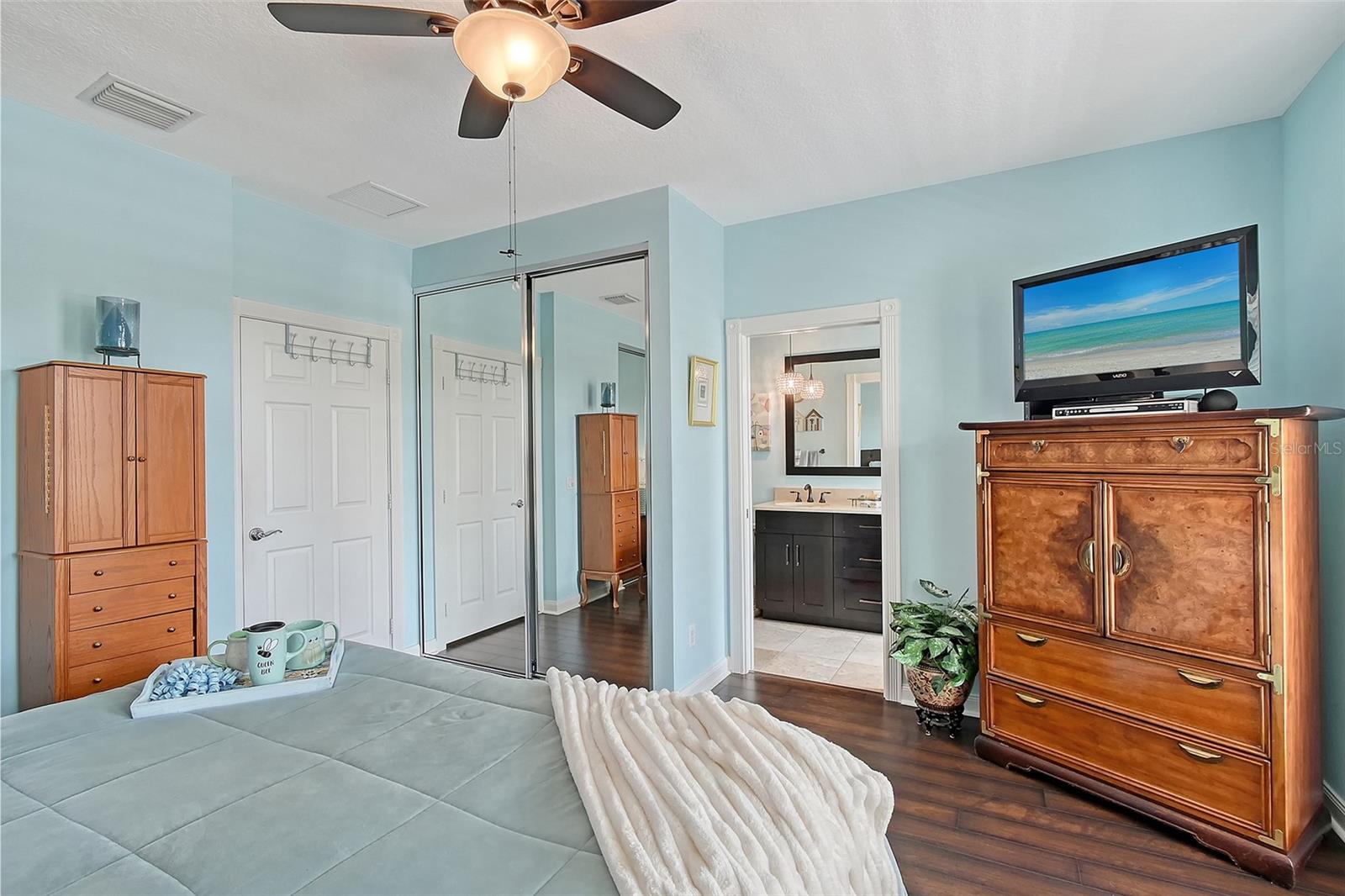 6008 MADRANO DR, SARASOTA, FL, 34232