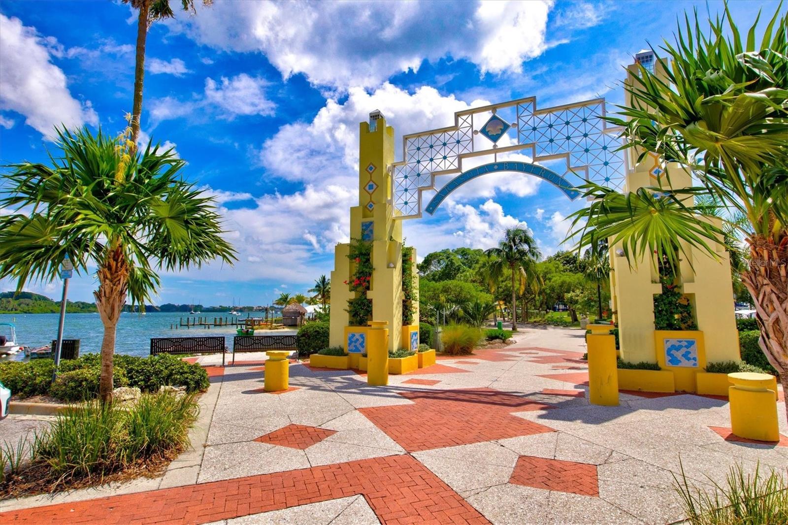 755 S PALM AVENUE #604, SARASOTA, FL, 34236