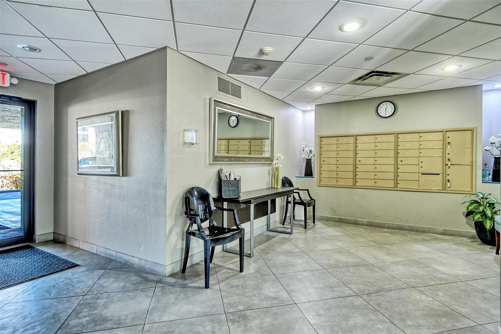 755 S PALM AVENUE #604, SARASOTA, FL, 34236