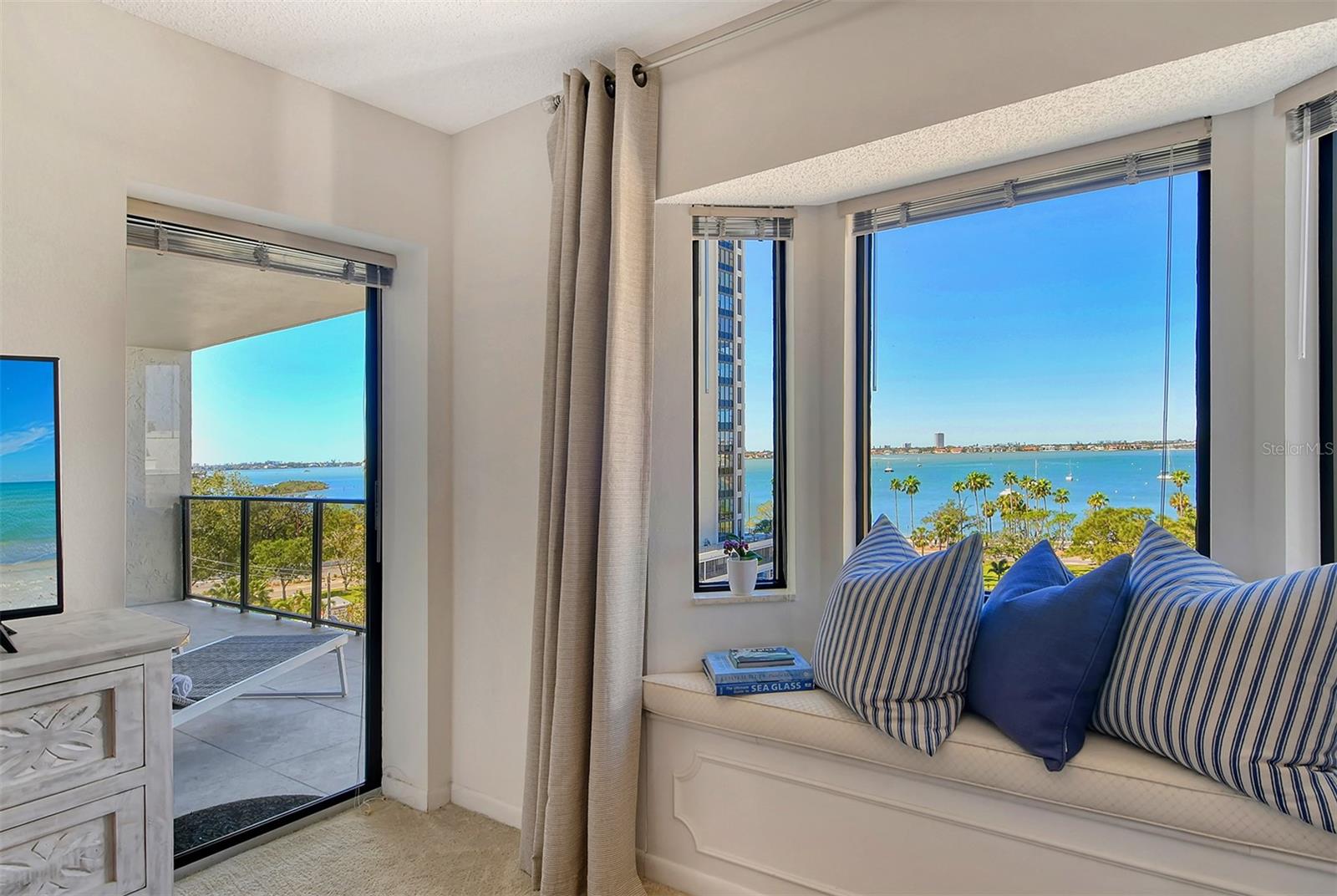 755 S PALM AVENUE #604, SARASOTA, FL, 34236