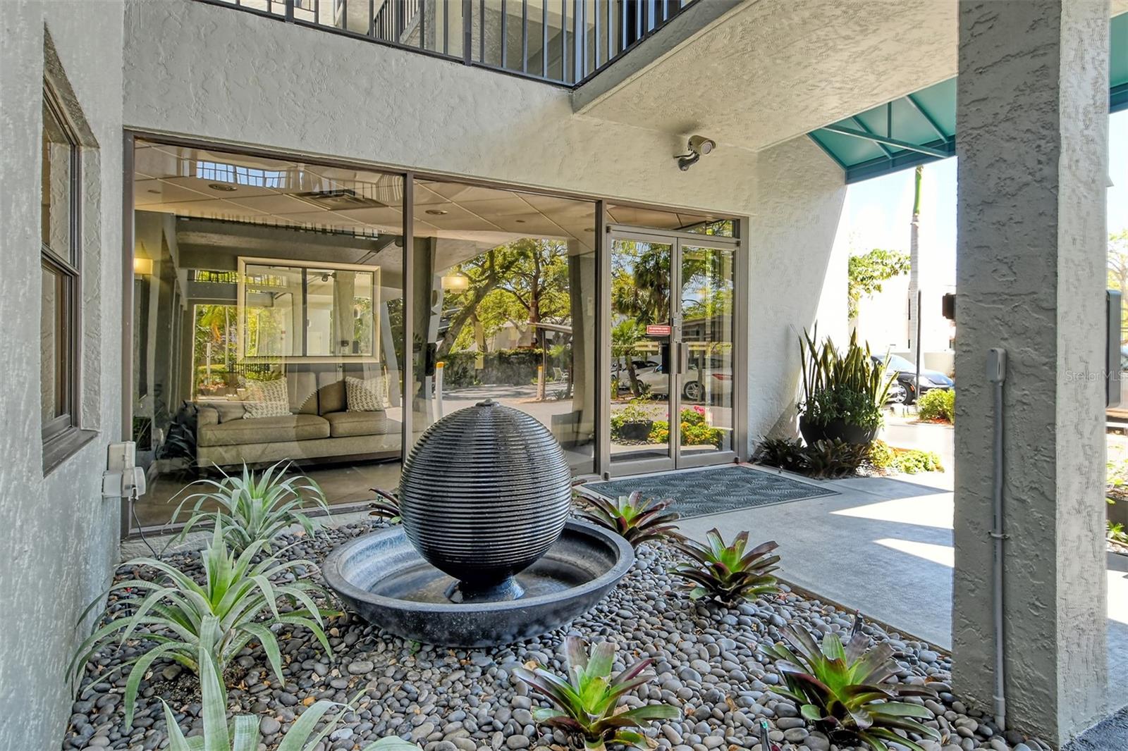 755 S PALM AVENUE #604, SARASOTA, FL, 34236