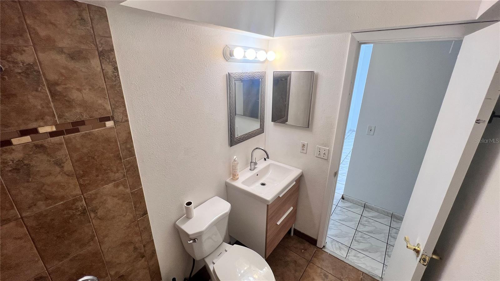 2608 LONDON BRIDGE CT, ORLANDO, FL, 32837