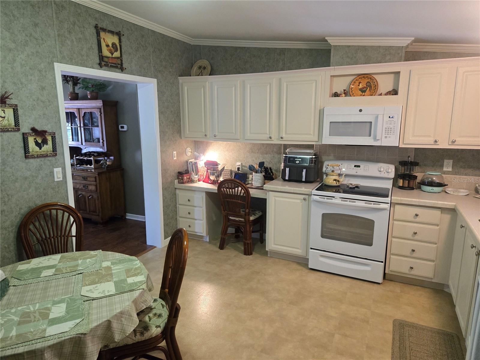 18600 SE 17TH ST, SILVER SPRINGS, FL, 34488