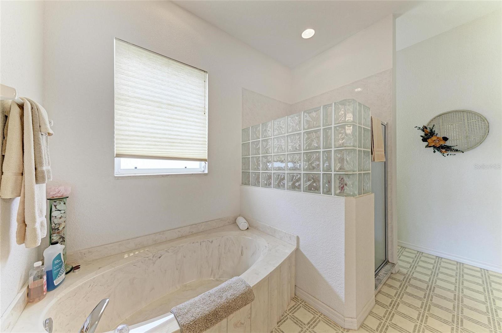 10640 AYEAR RD, PORT CHARLOTTE, FL, 33981