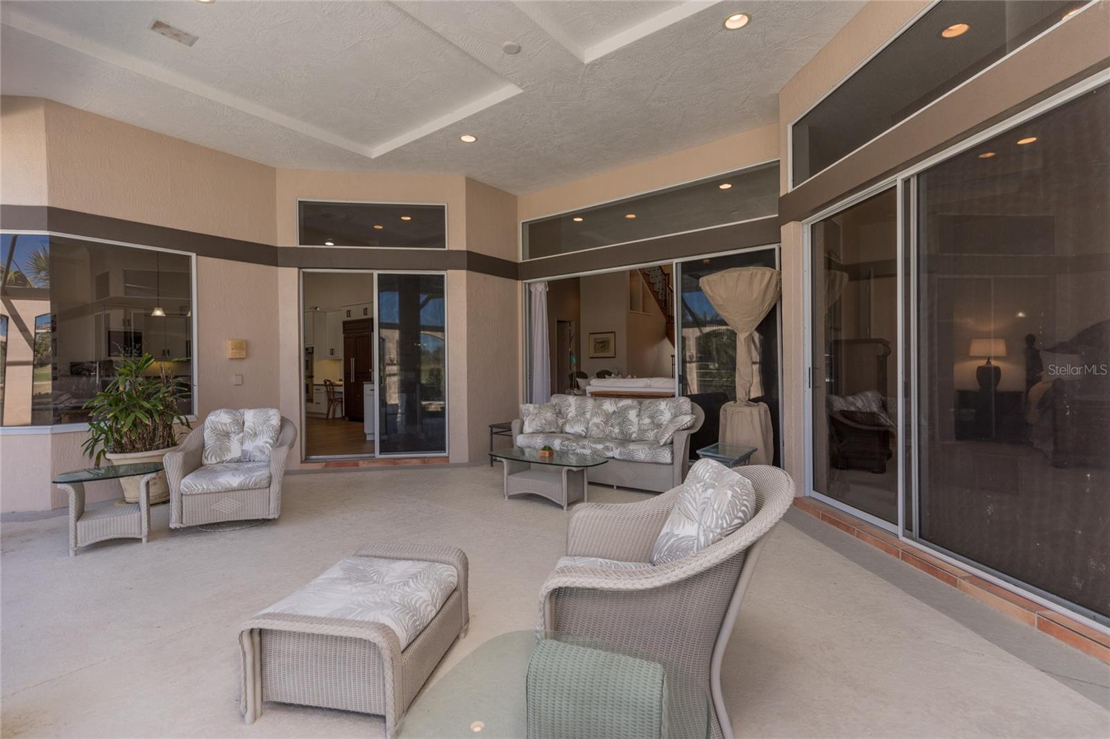8 CORDOBA CT, PALM COAST, FL, 32137
