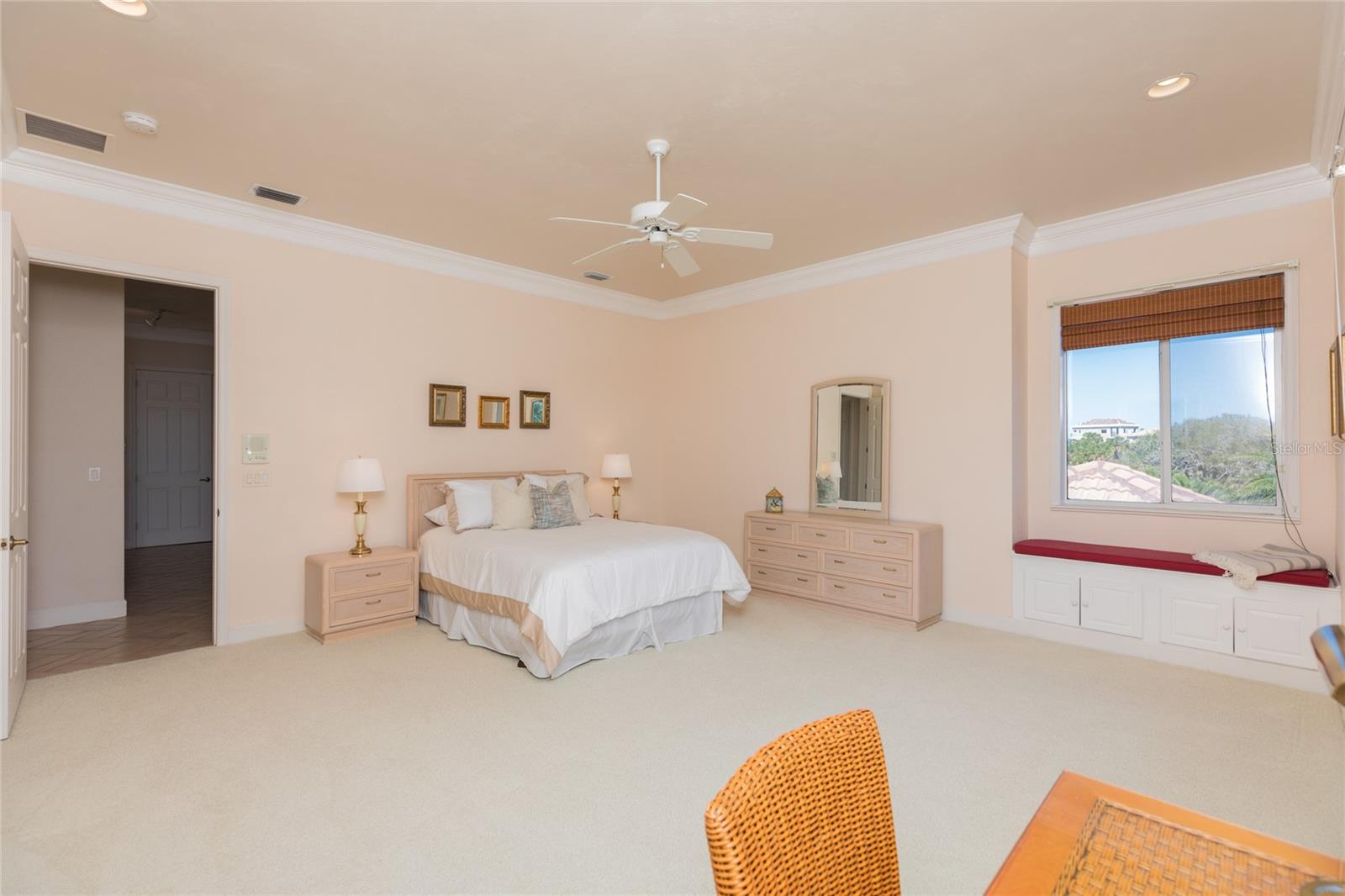 8 CORDOBA CT, PALM COAST, FL, 32137