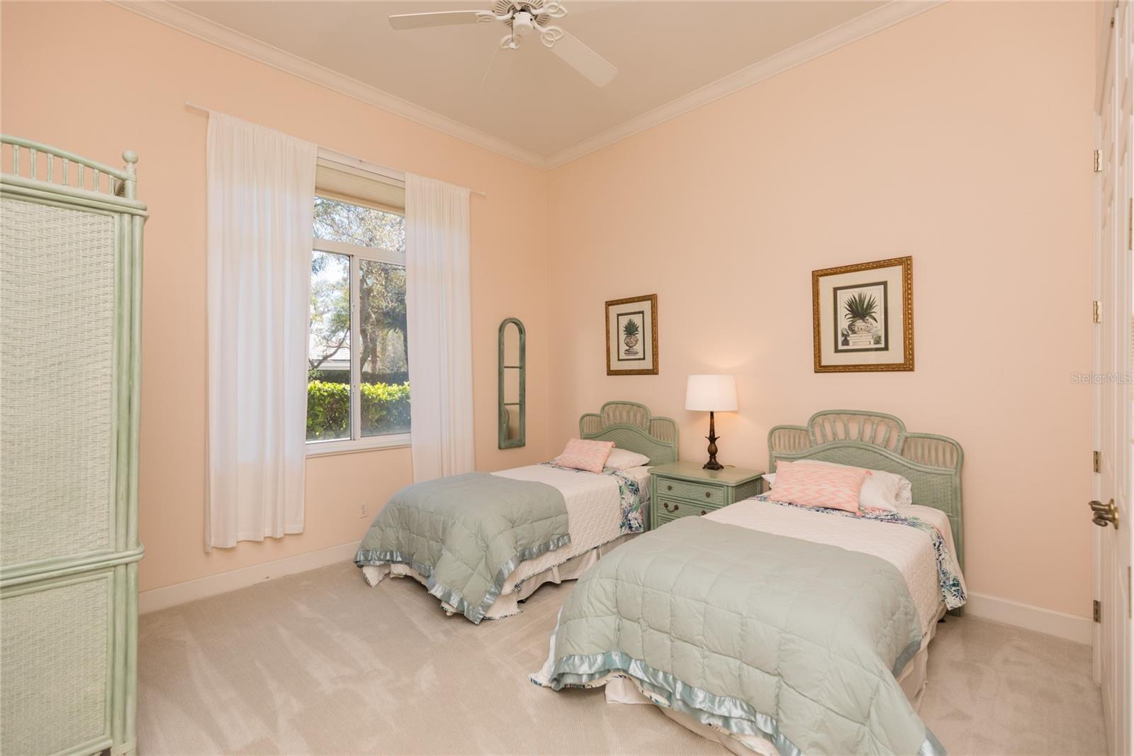8 CORDOBA CT, PALM COAST, FL, 32137