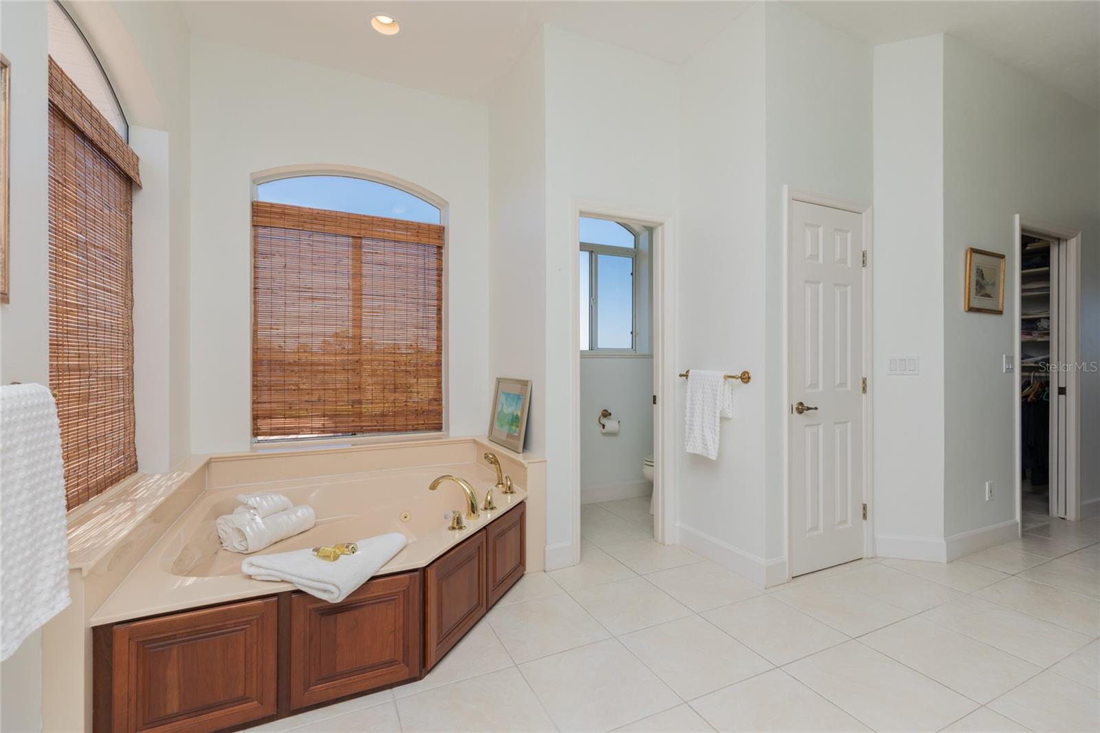8 CORDOBA CT, PALM COAST, FL, 32137