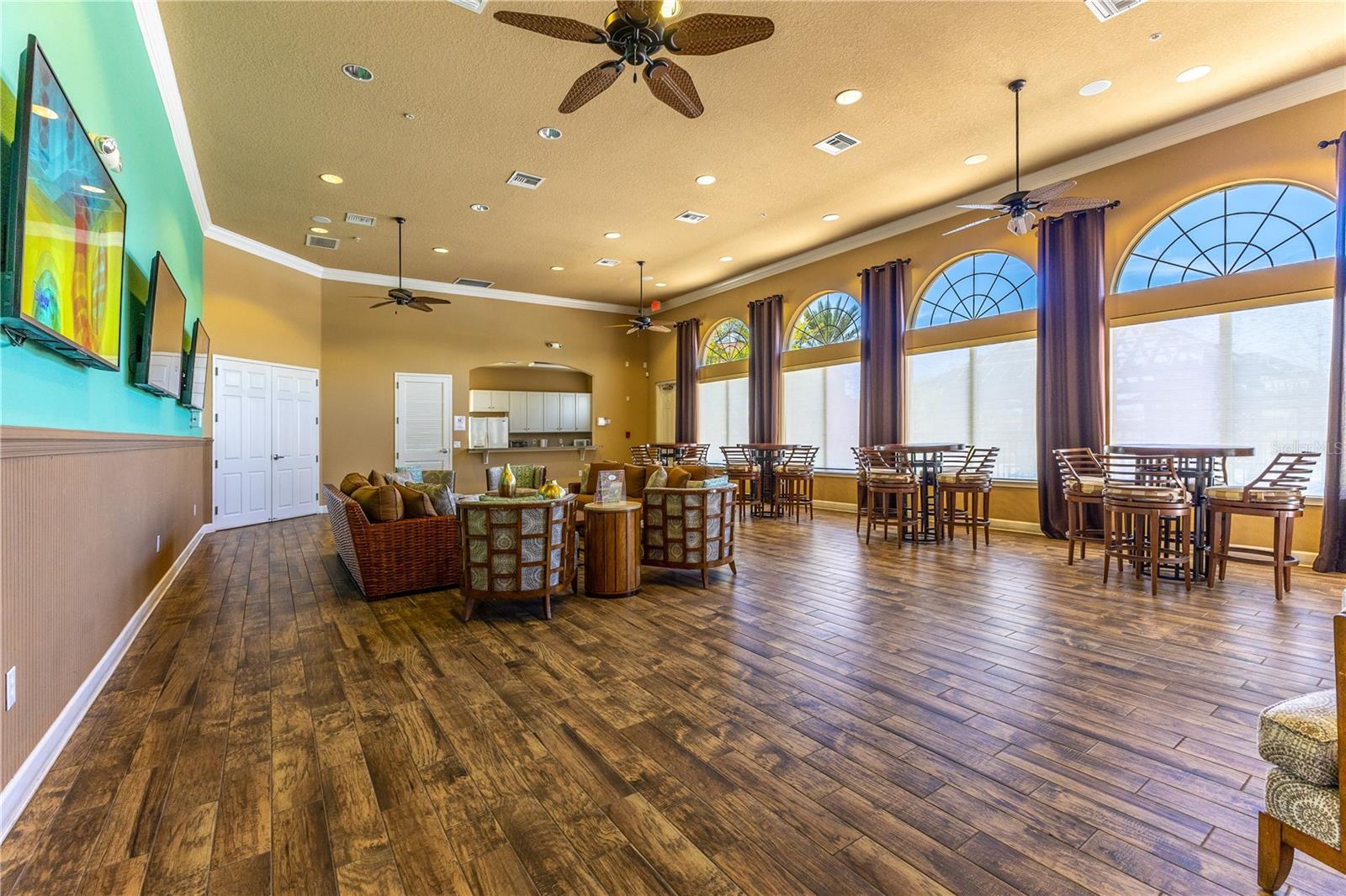 561 LAS FUENTES DR, KISSIMMEE, FL, 34746