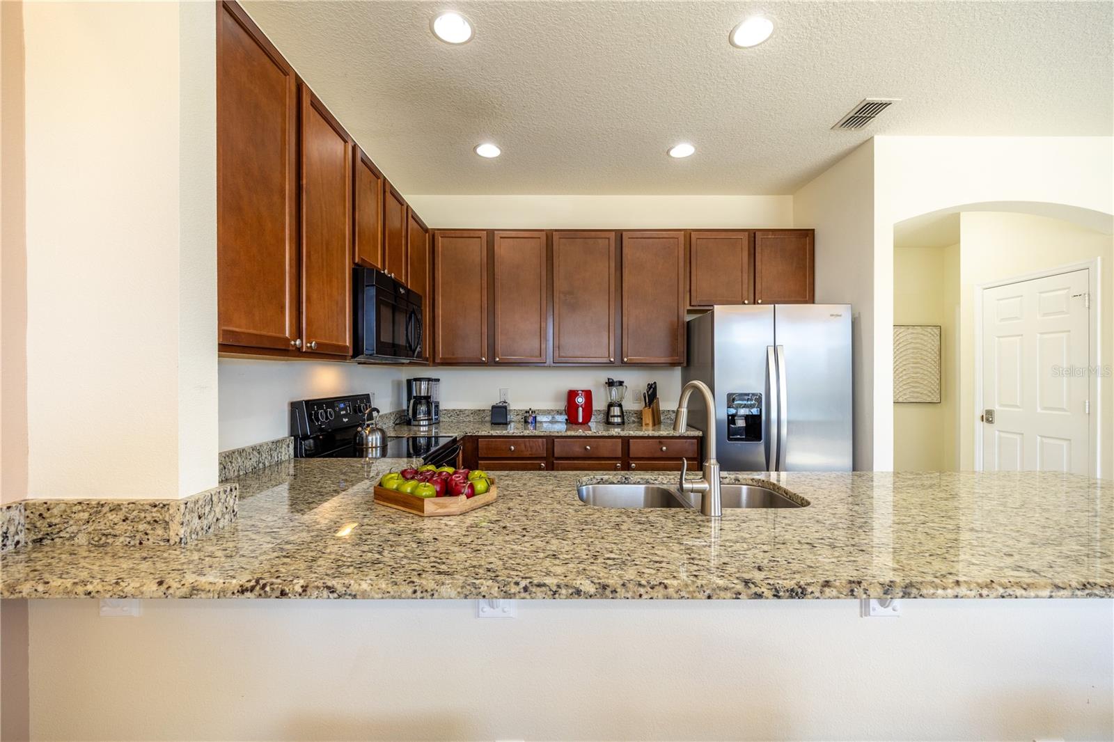 561 LAS FUENTES DR, KISSIMMEE, FL, 34746