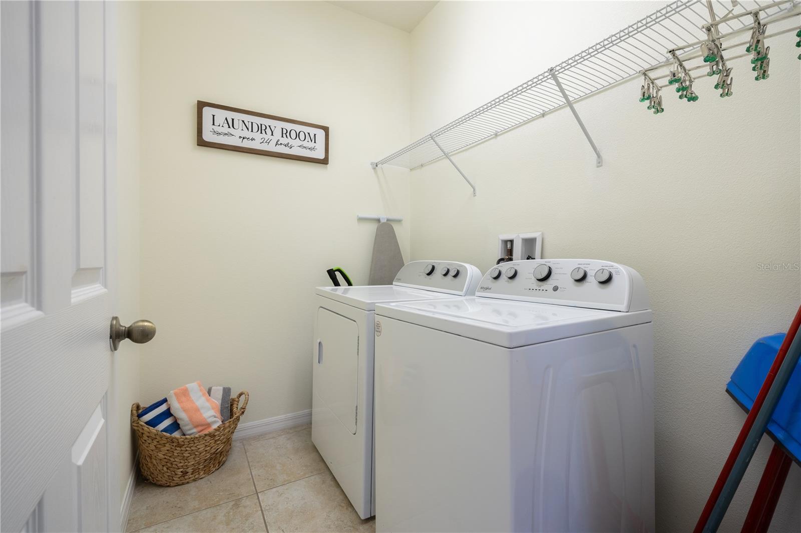 561 LAS FUENTES DR, KISSIMMEE, FL, 34746