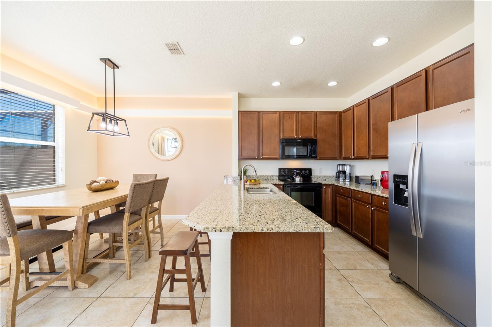 561 LAS FUENTES DR, KISSIMMEE, FL, 34746