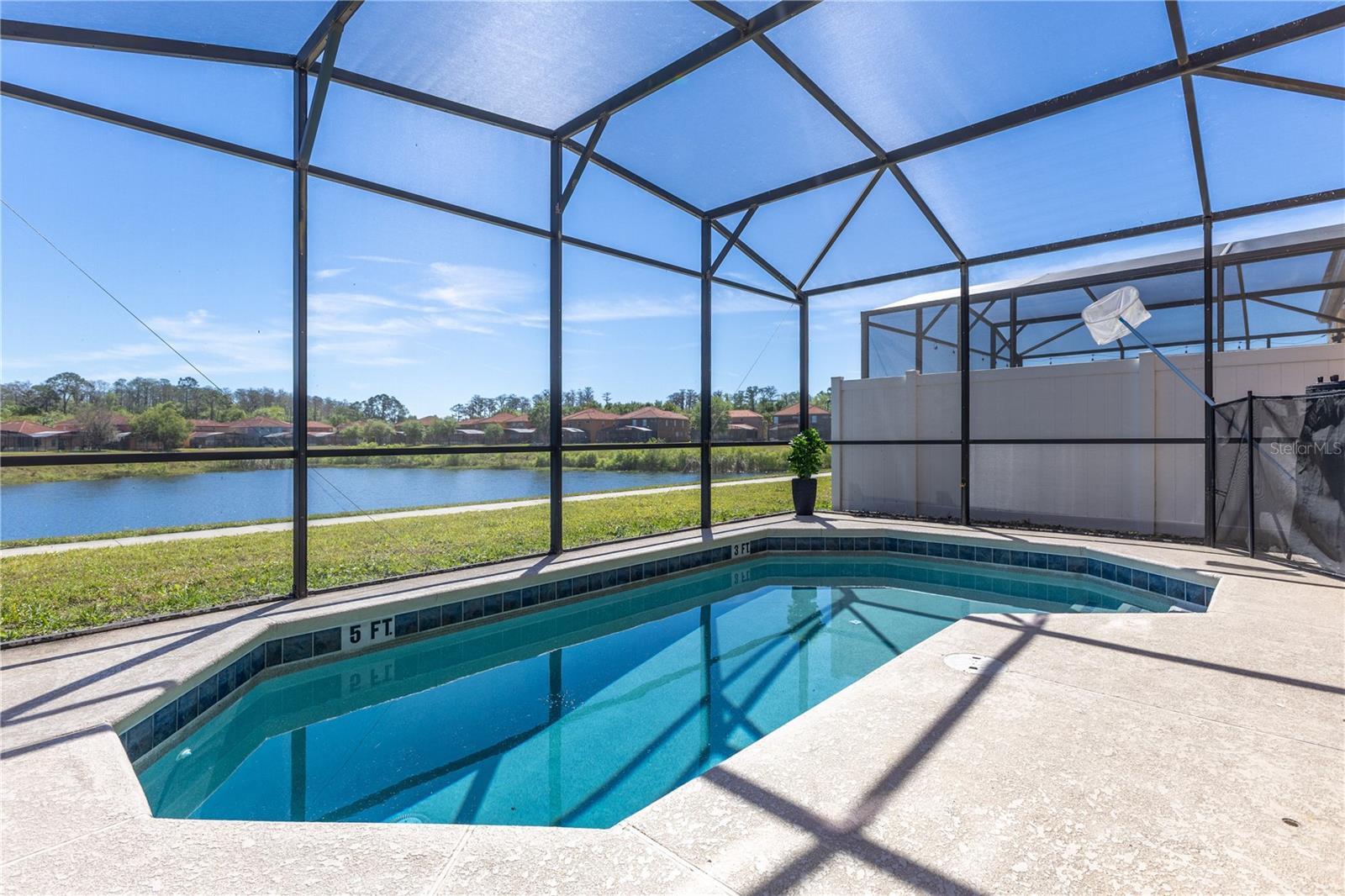 561 LAS FUENTES DR, KISSIMMEE, FL, 34746