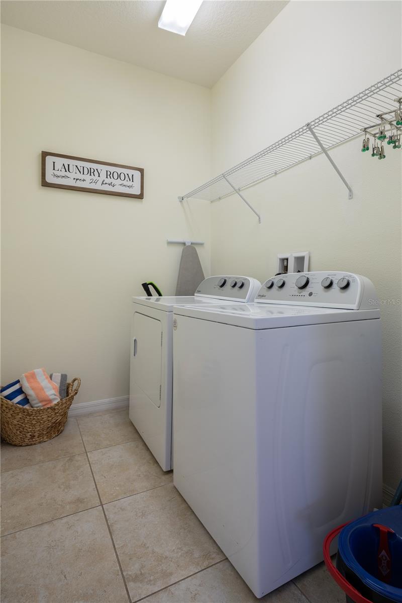 561 LAS FUENTES DR, KISSIMMEE, FL, 34746