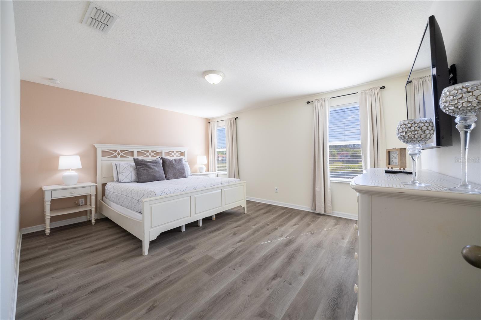 561 LAS FUENTES DR, KISSIMMEE, FL, 34746