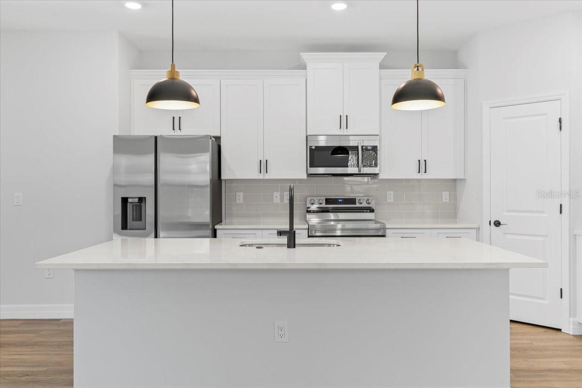 3363 SIKESTON AVE, NORTH PORT, FL, 34286