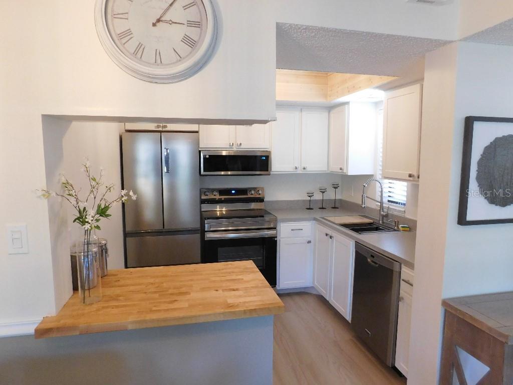 19505 QUESADA AVE #BB-103, PORT CHARLOTTE, FL, 33948