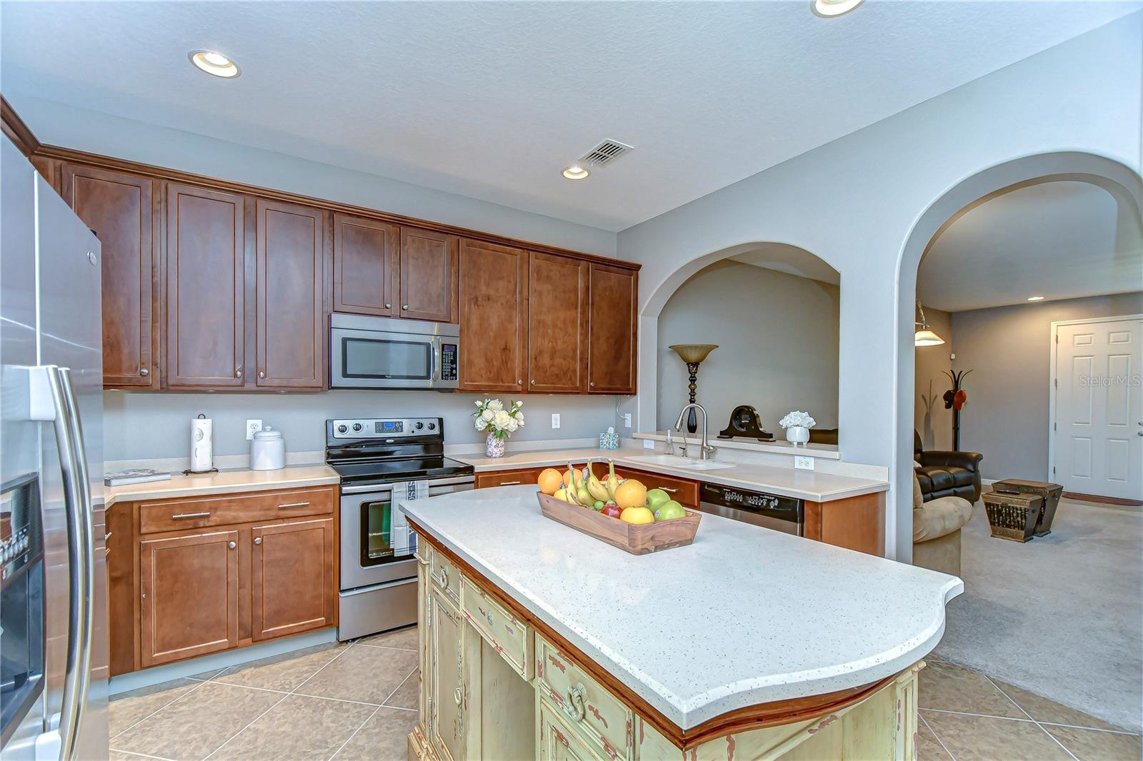 12646 CARLBY CIR, TAMPA, FL, 33626