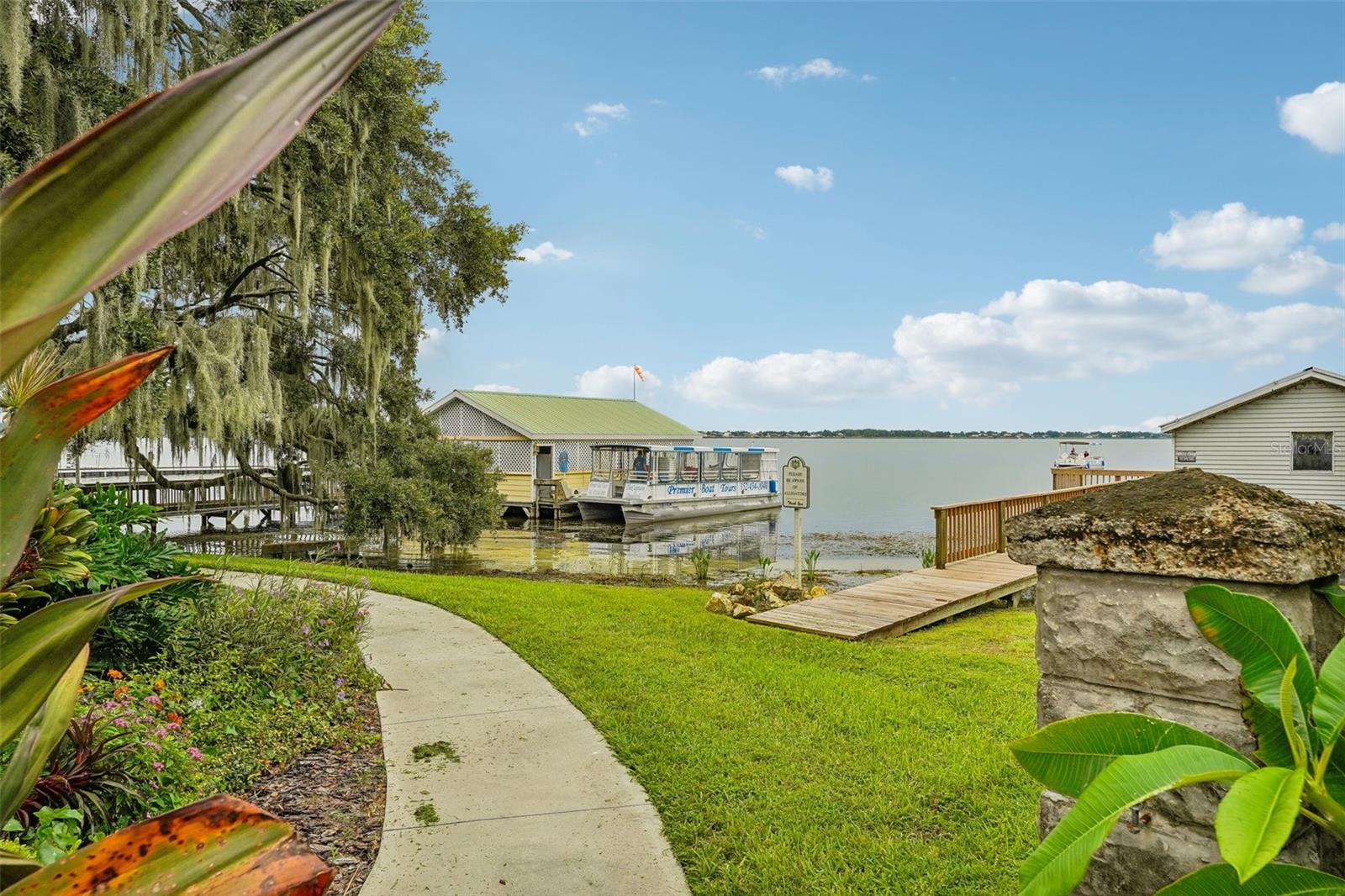33332 SEATTLE SLEW DR, SORRENTO, FL, 32776