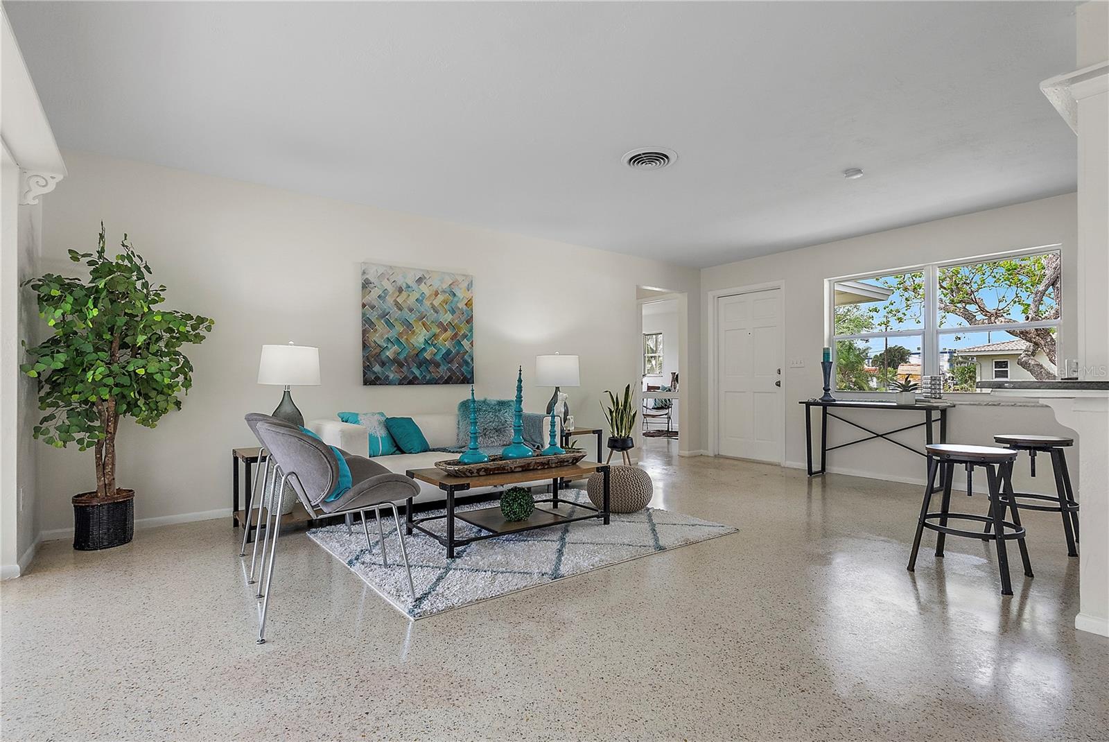 7911 N 2ND WAY N, ST PETERSBURG, FL, 33702