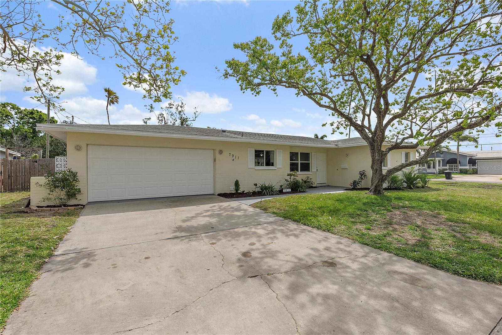 7911 N 2ND WAY N, ST PETERSBURG, FL, 33702