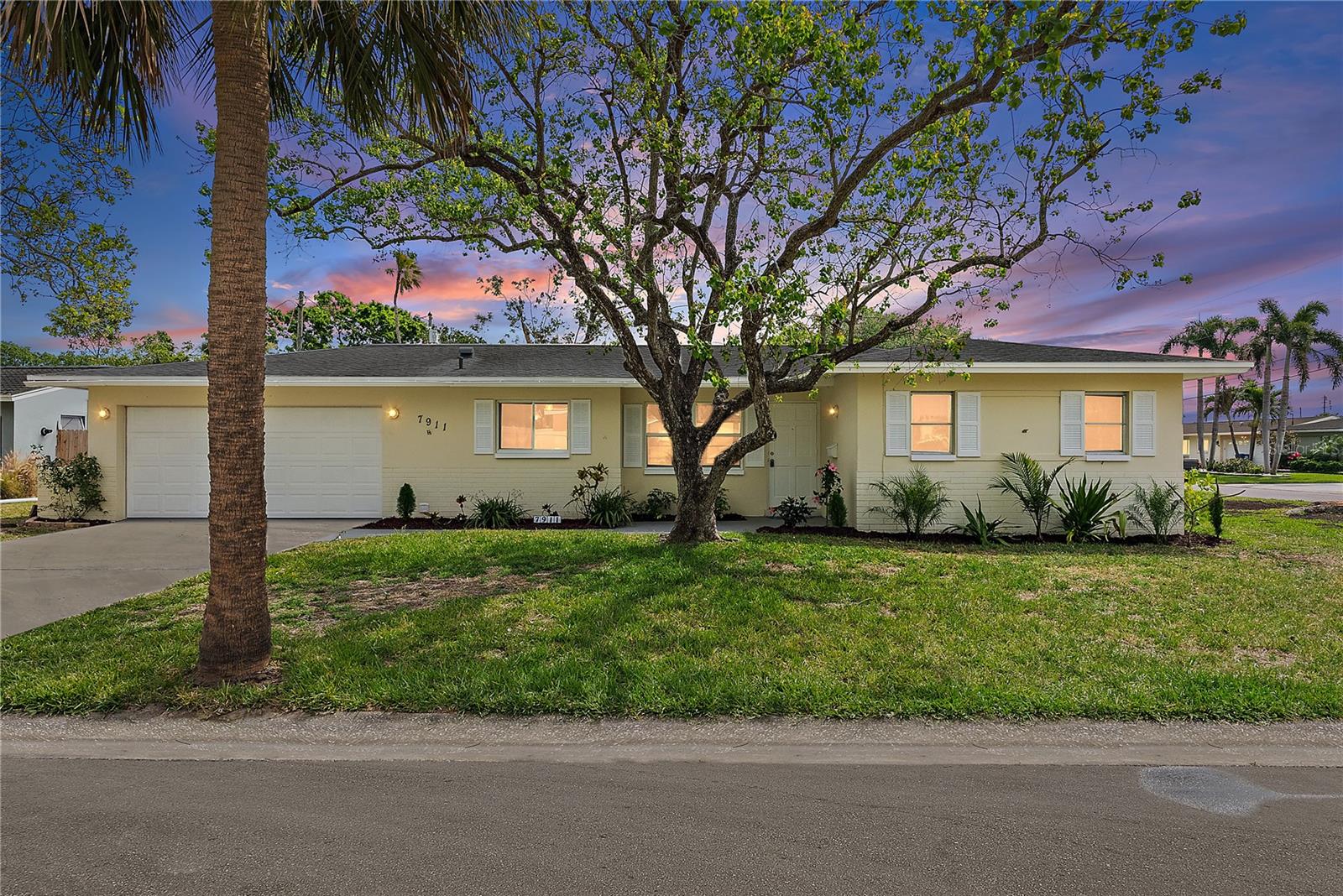 7911 N 2ND WAY N, ST PETERSBURG, FL, 33702