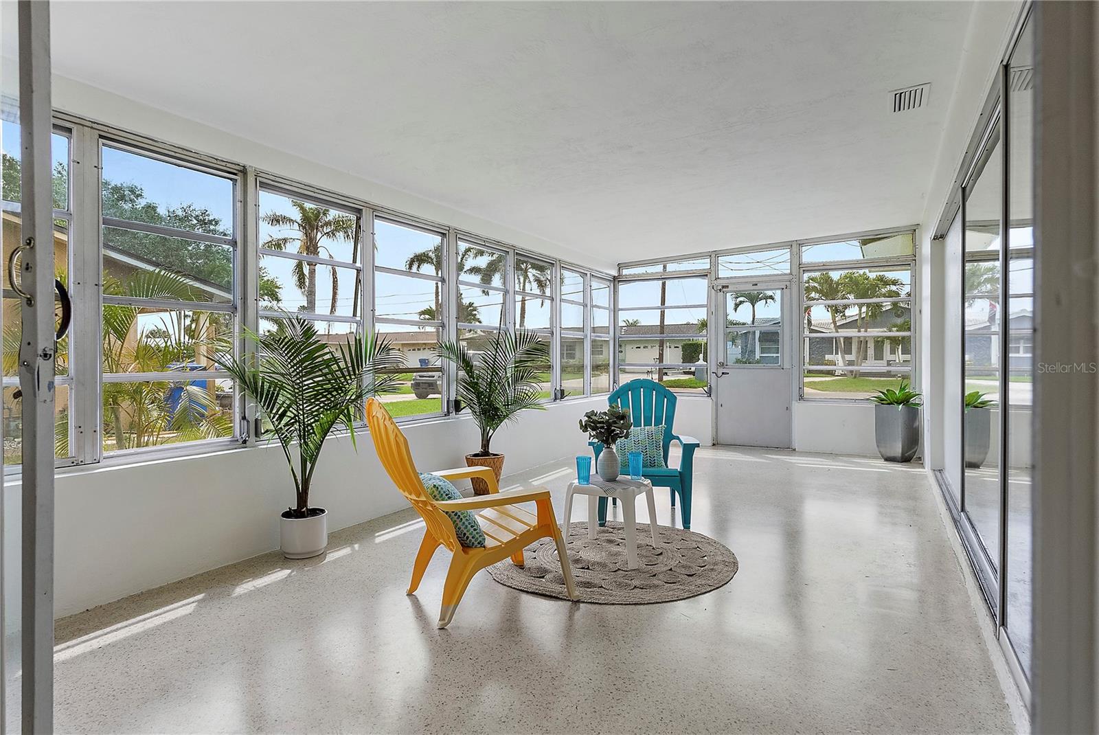 7911 N 2ND WAY N, ST PETERSBURG, FL, 33702