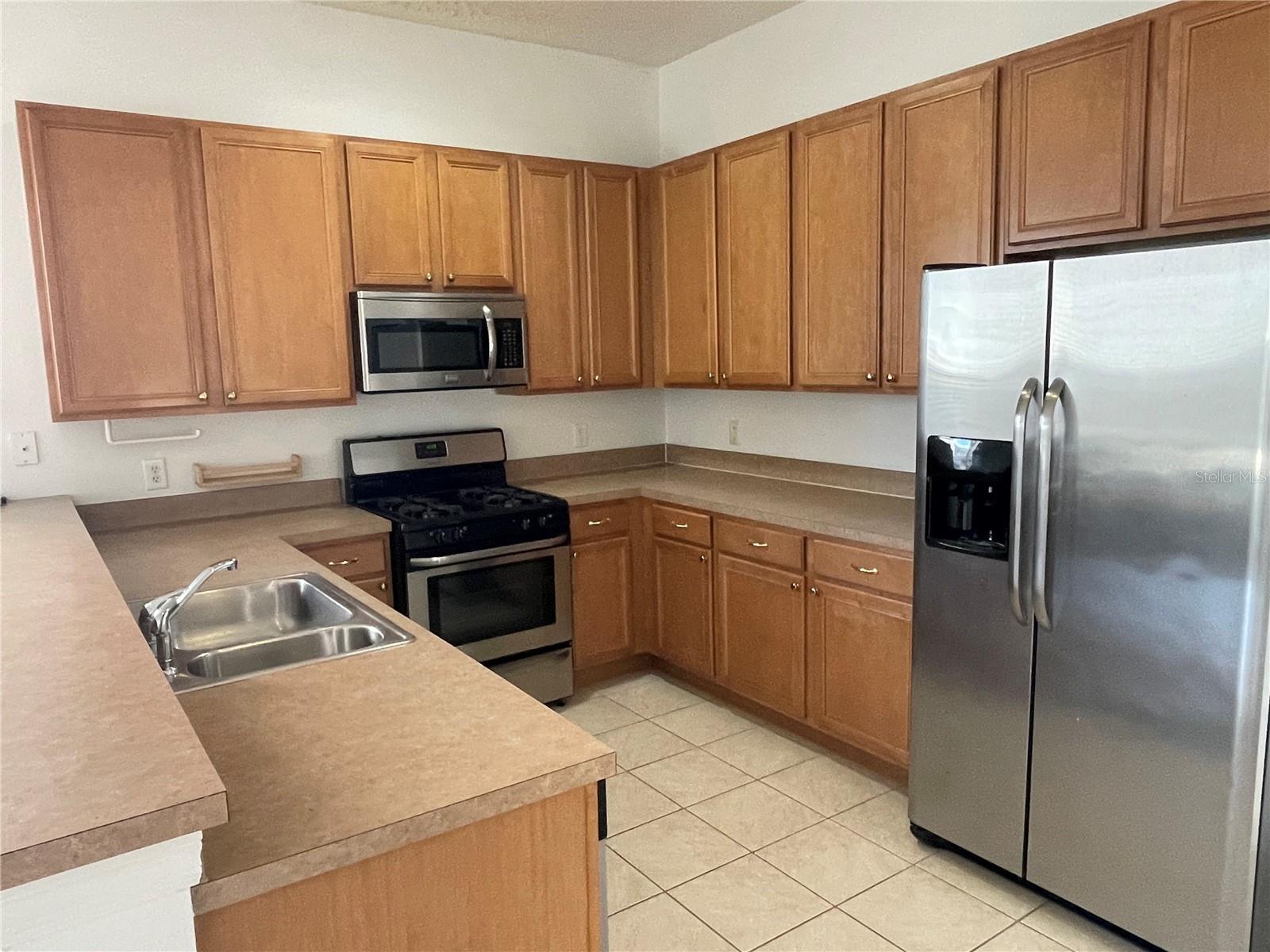1352 ROYAL SAINT GEORGE DR, ORLANDO, FL, 32828