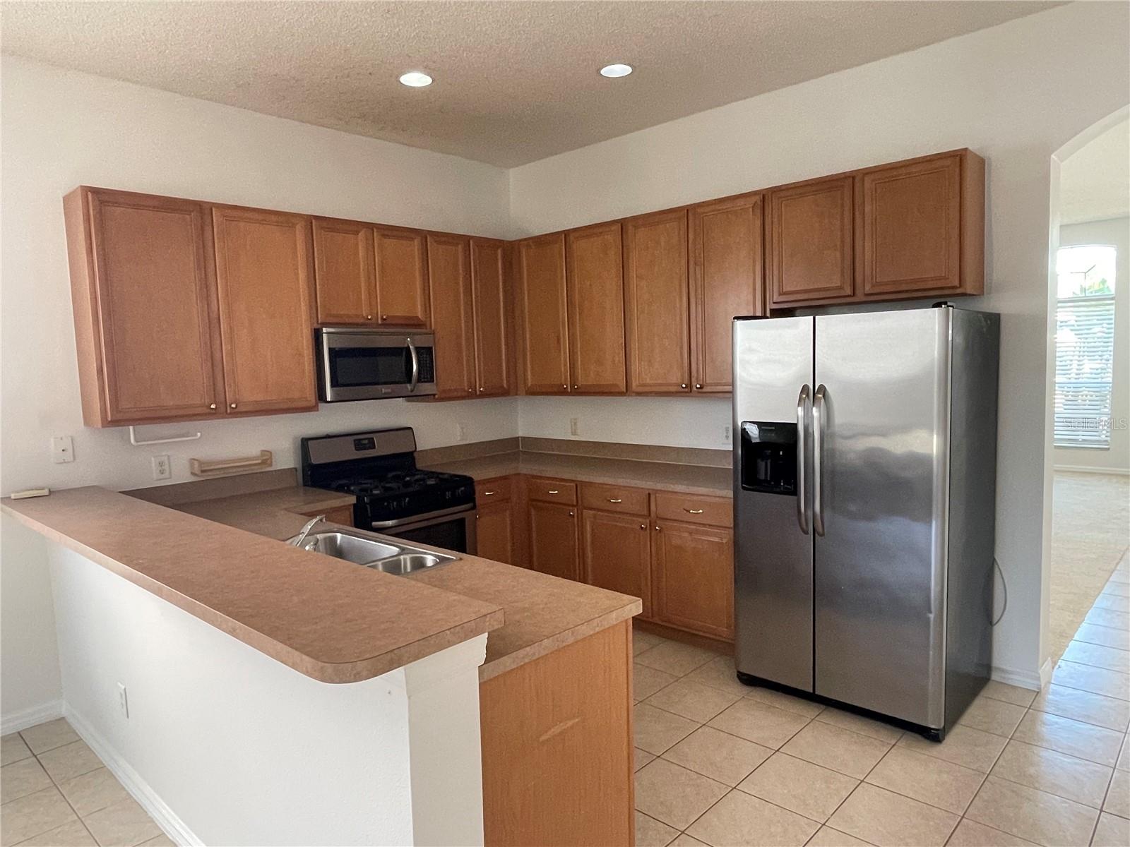1352 ROYAL SAINT GEORGE DR, ORLANDO, FL, 32828