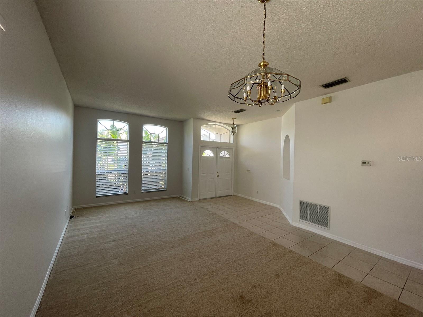 1352 ROYAL SAINT GEORGE DR, ORLANDO, FL, 32828