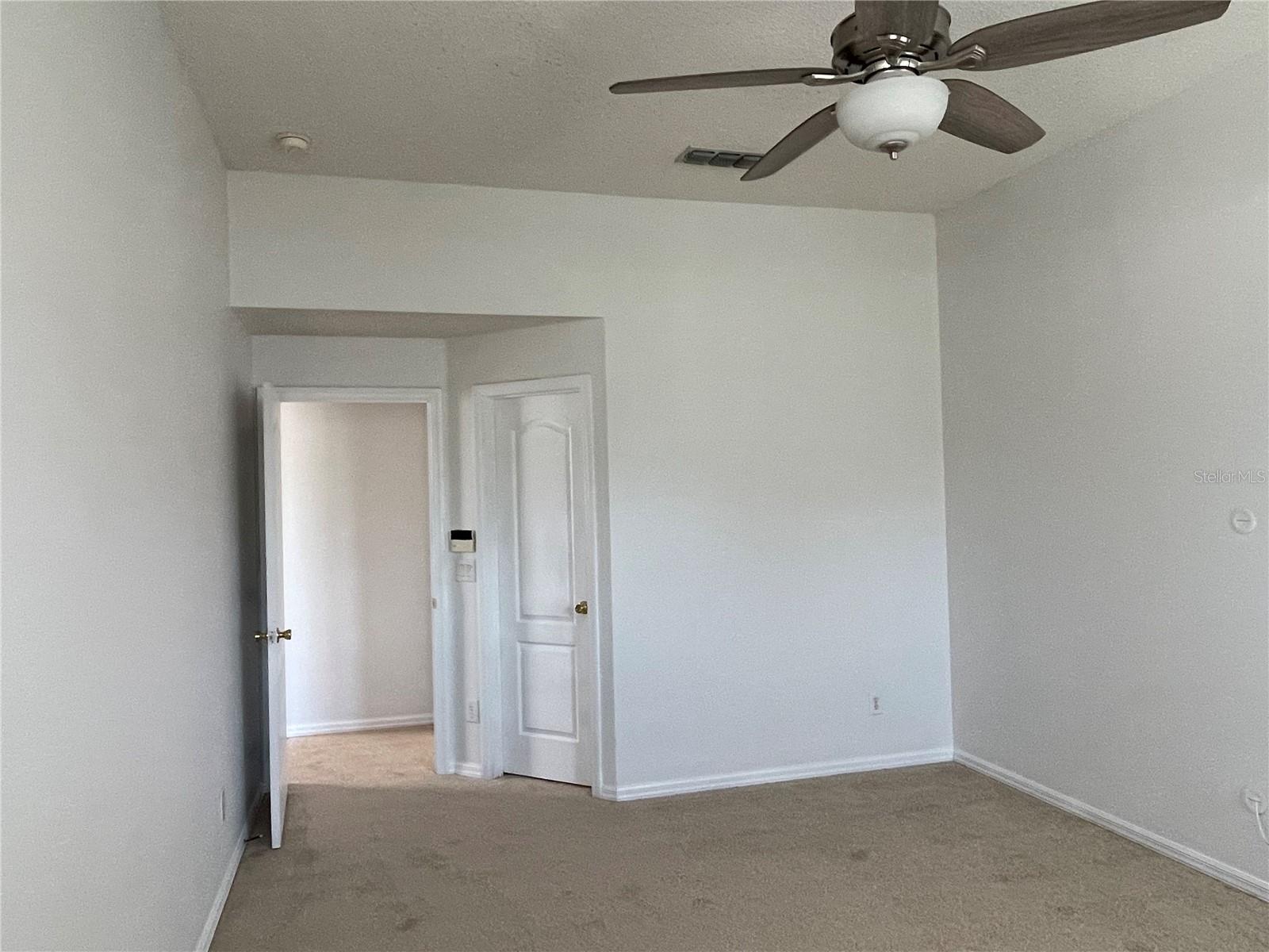 1352 ROYAL SAINT GEORGE DR, ORLANDO, FL, 32828