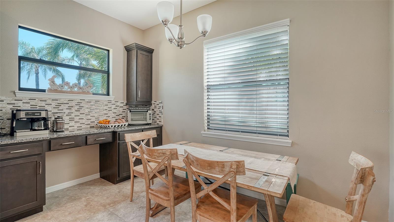 5723 TITLE ROW DR, BRADENTON, FL, 34210