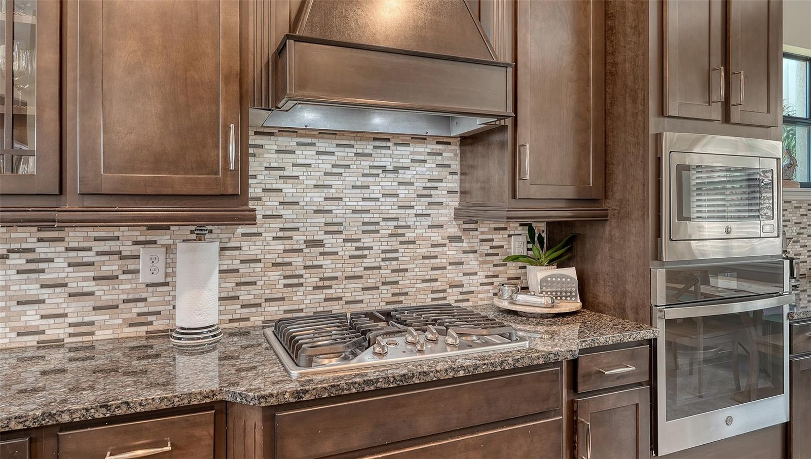 5723 TITLE ROW DR, BRADENTON, FL, 34210