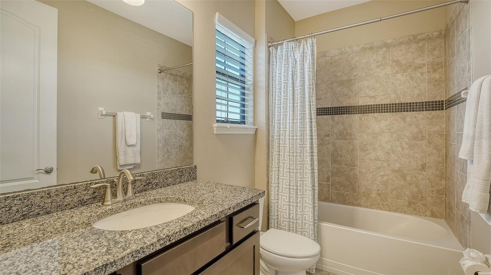 5723 TITLE ROW DR, BRADENTON, FL, 34210