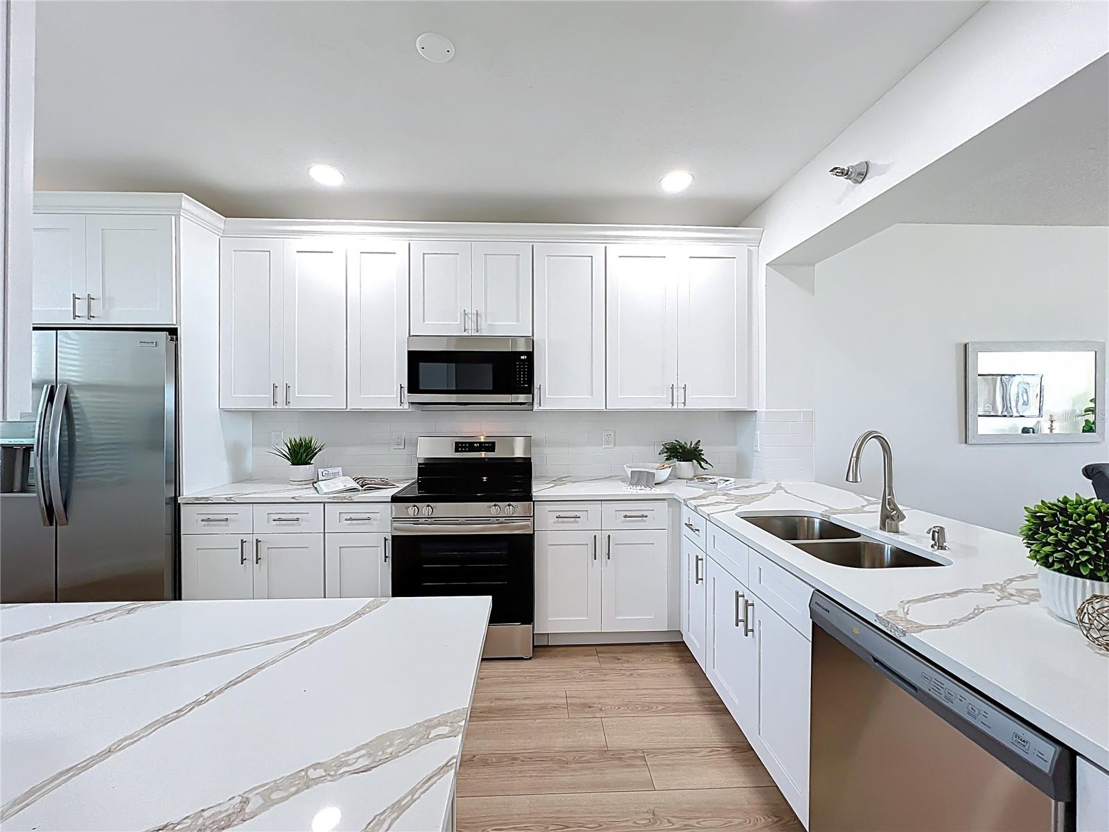 7862 SAILBOAT KEY BLVD S #103, SOUTH PASADENA, FL, 33707