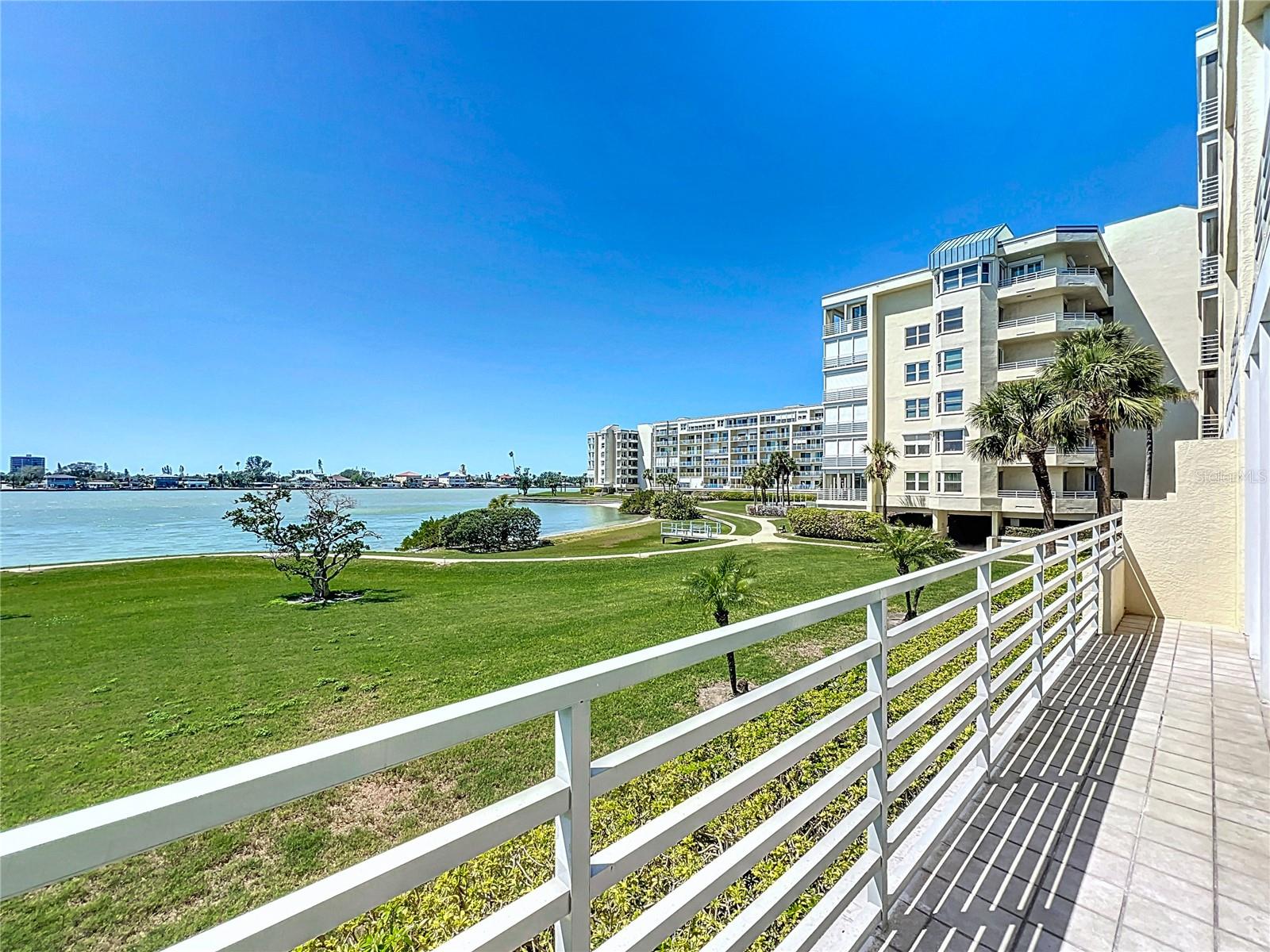 7862 SAILBOAT KEY BLVD S #103, SOUTH PASADENA, FL, 33707
