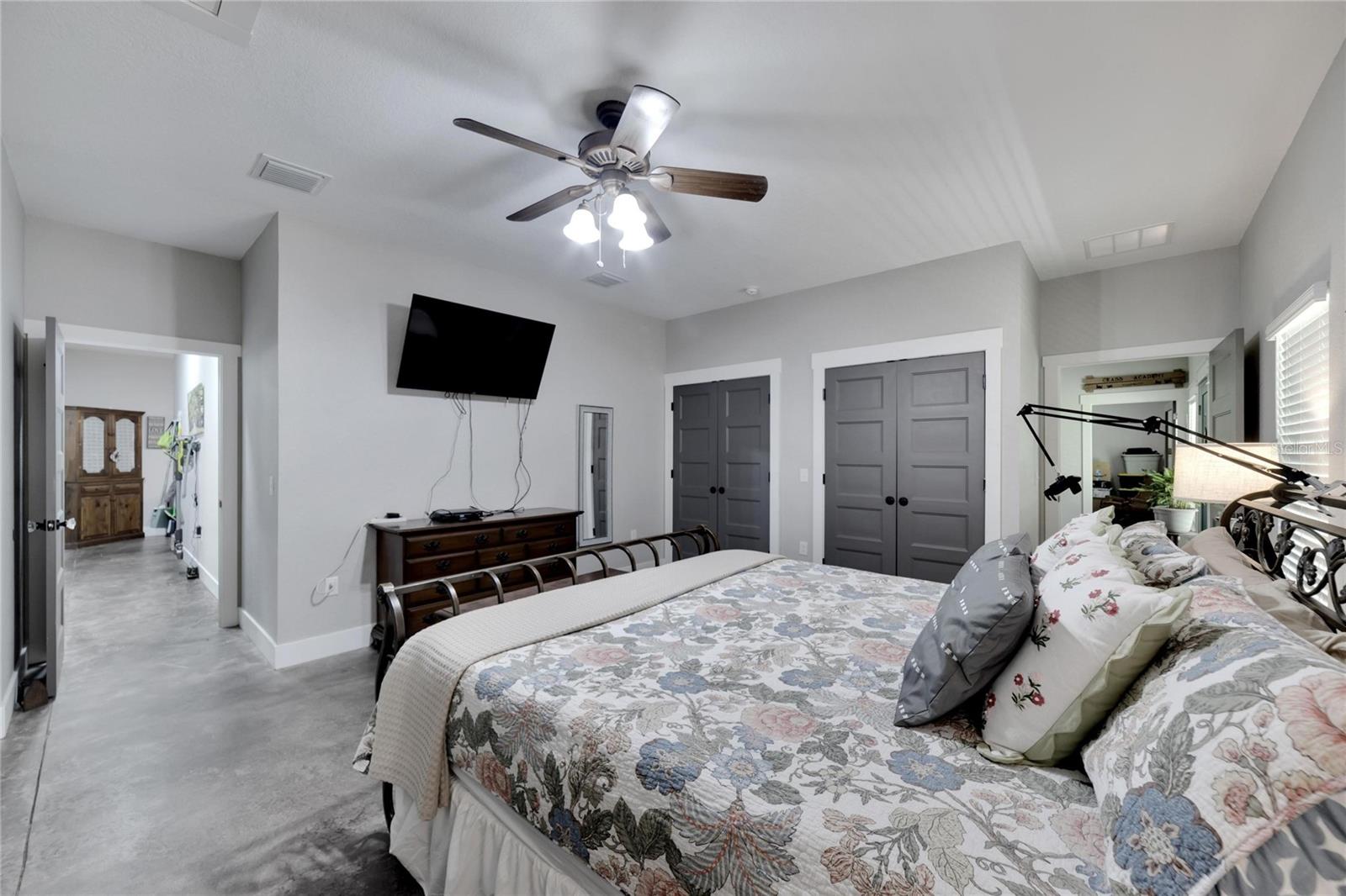 9017 S COUNTY LINE RD, LITHIA, FL, 33547