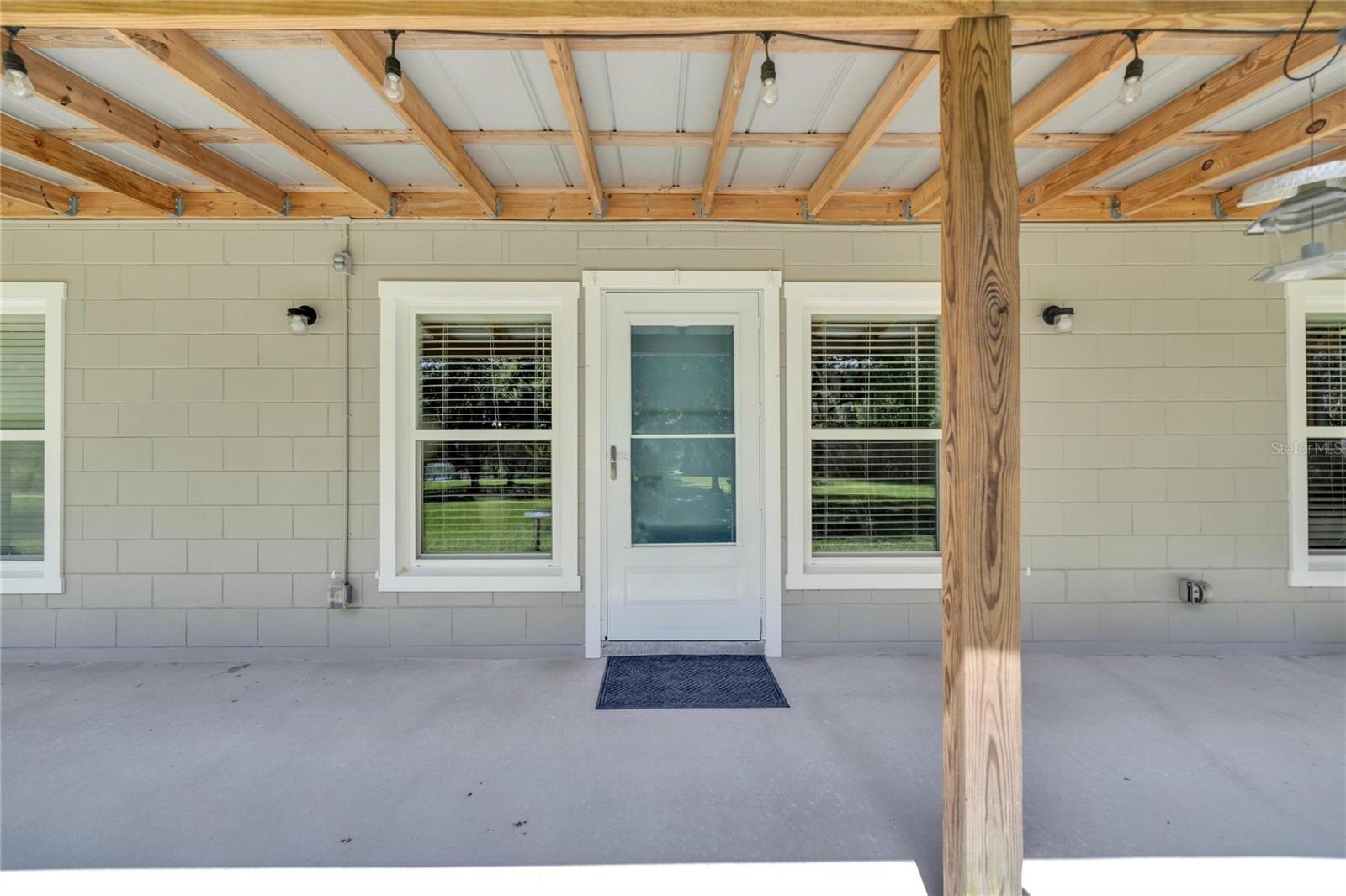 9017 S COUNTY LINE RD, LITHIA, FL, 33547