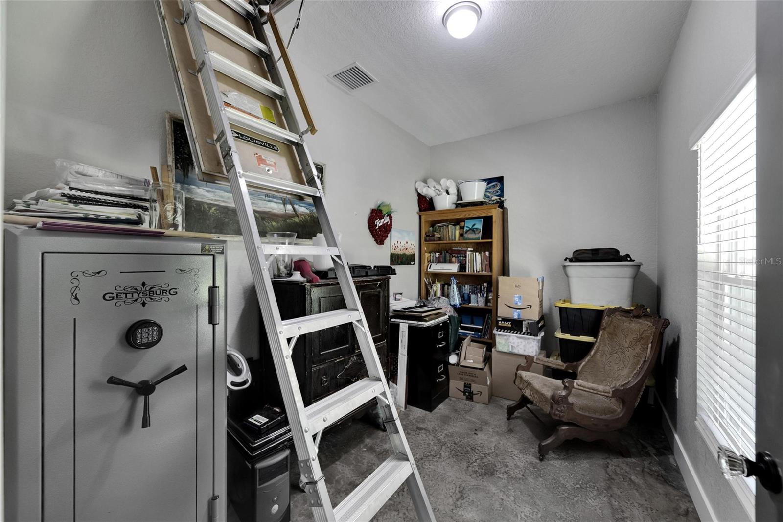 9017 S COUNTY LINE RD, LITHIA, FL, 33547