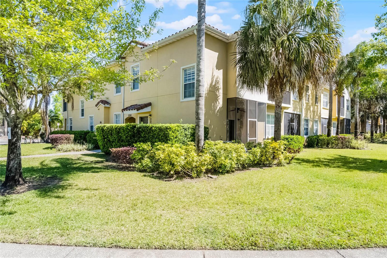 2898 OAKWATER DR #2898, KISSIMMEE, FL, 34747