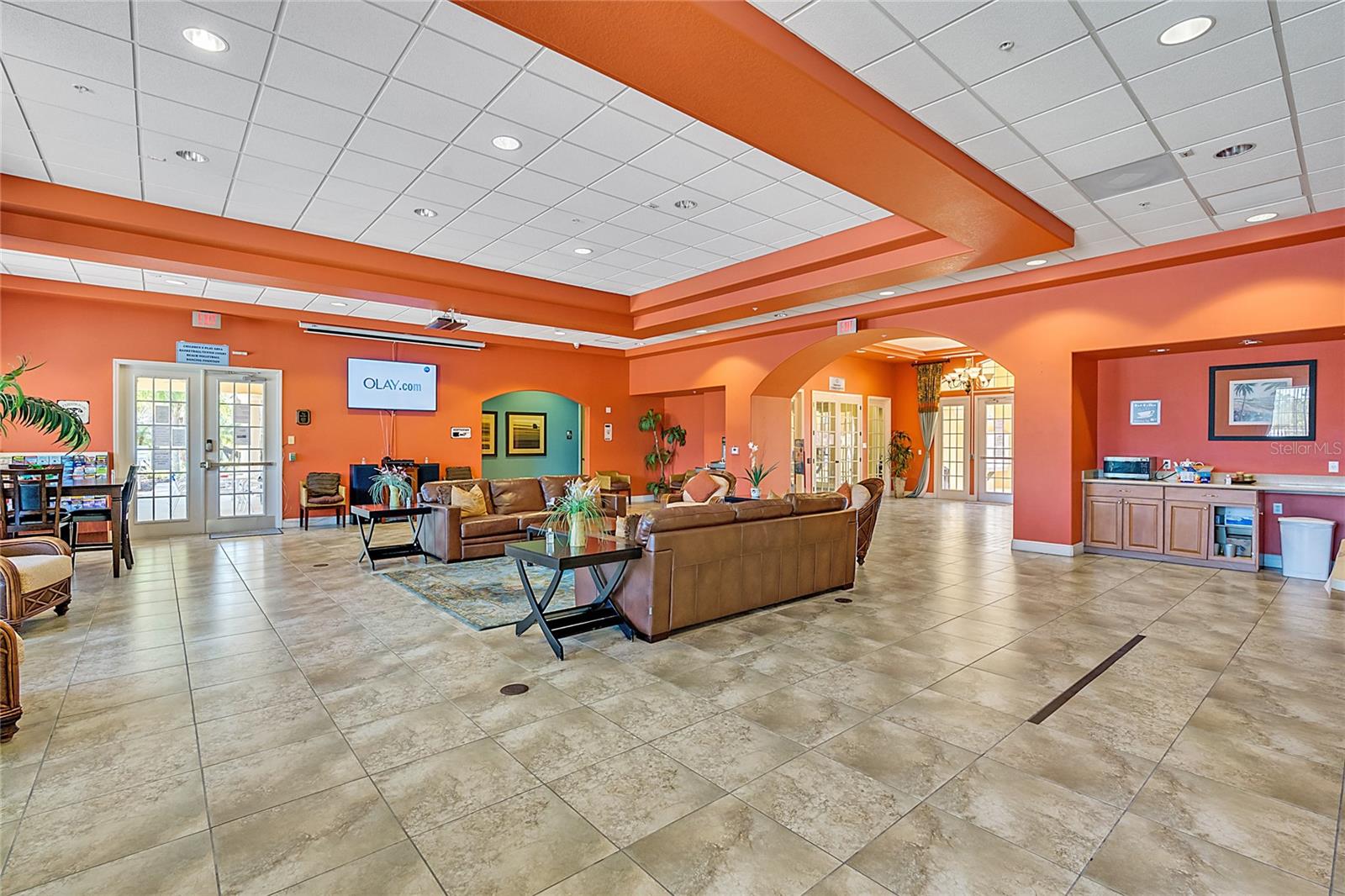 2898 OAKWATER DR #2898, KISSIMMEE, FL, 34747