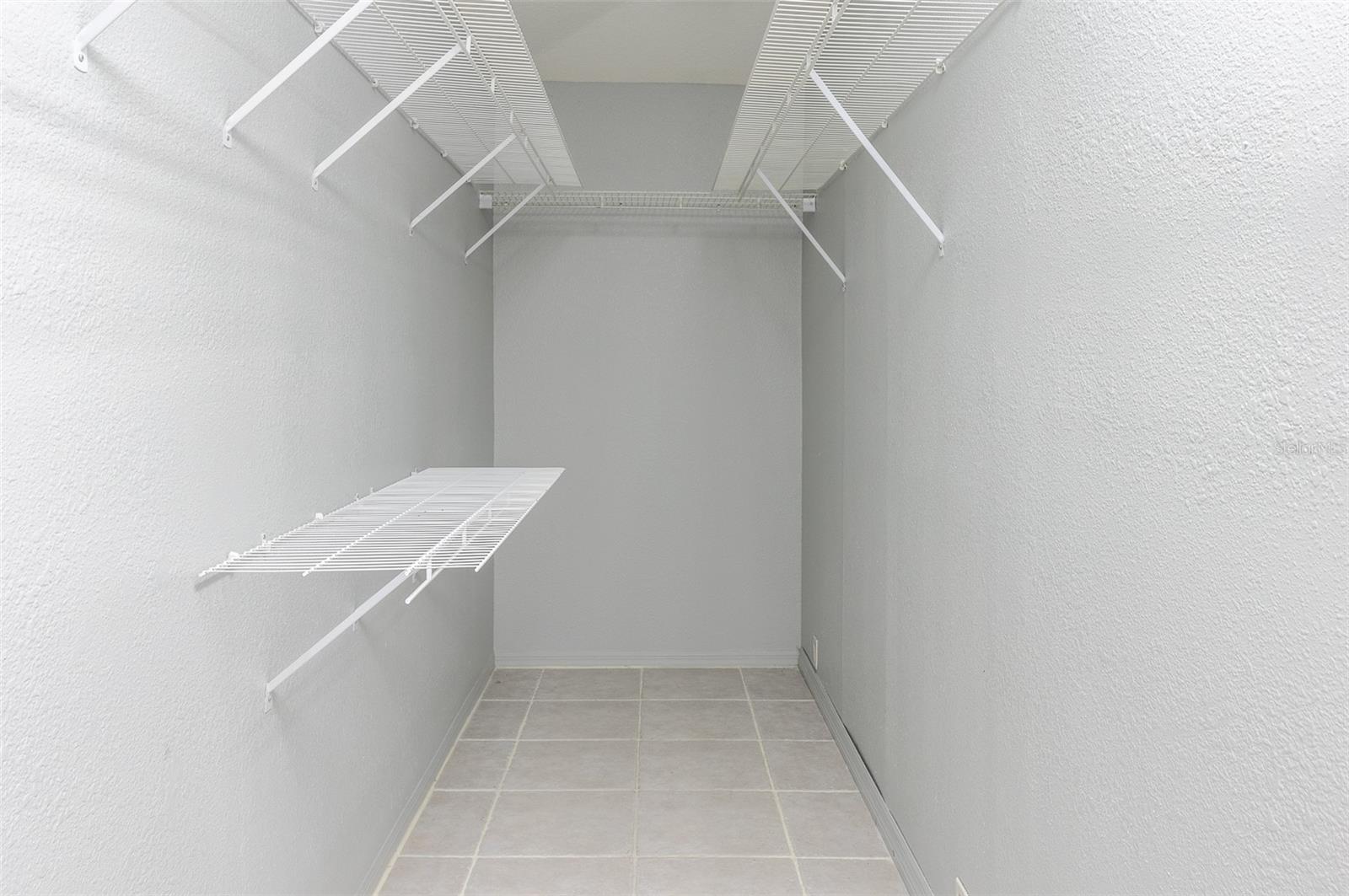 9341 WELLINGTON PARK CIR, TAMPA, FL, 33647